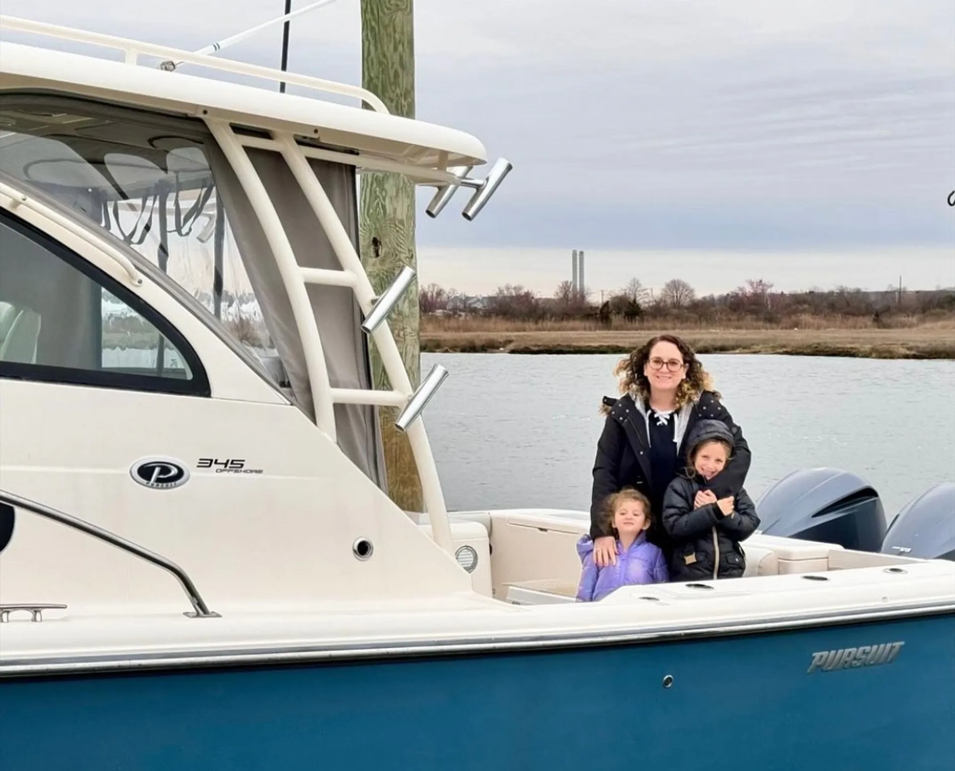 Pursuit OS345 Offshore w/2-F350HP in Freeport, NY — photo 8