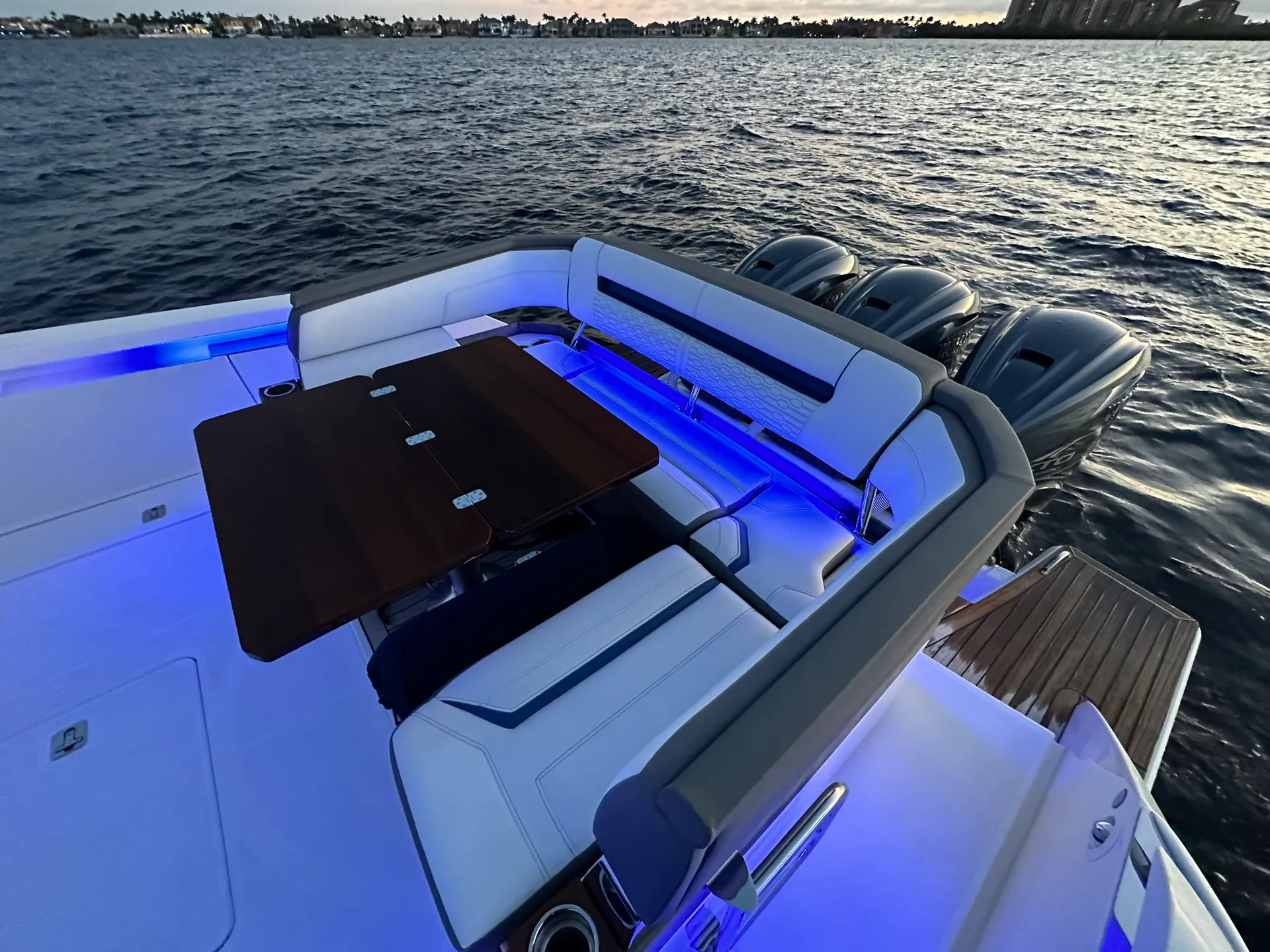 Tiara Yachts 43 LS in Cape Coral, FL — photo 9