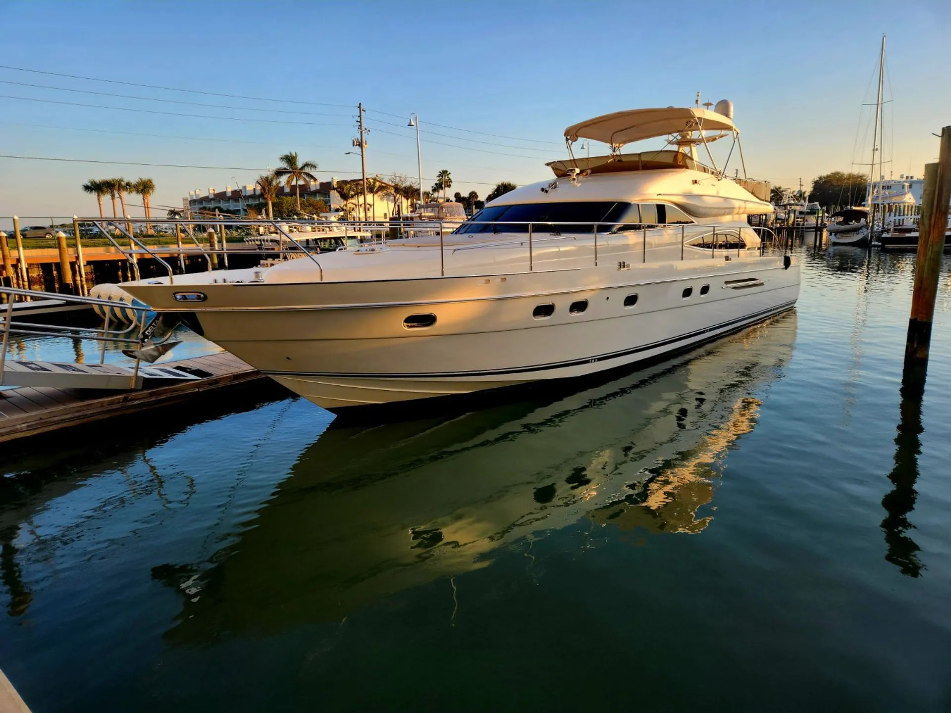 70ft Ultra Luxury Yacht (Viking Princess)