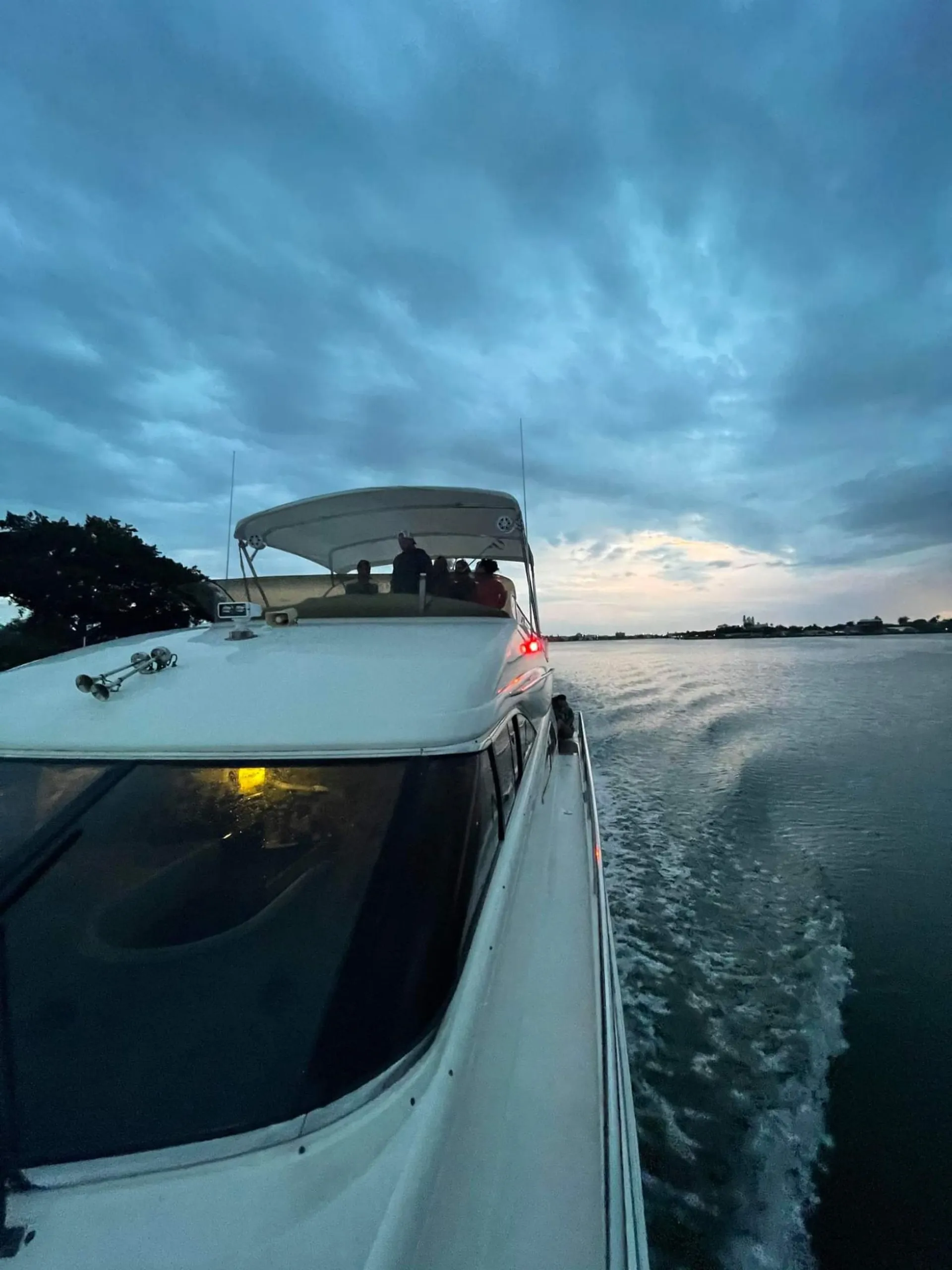 70ft Ultra Luxury Yacht (Viking Princess)