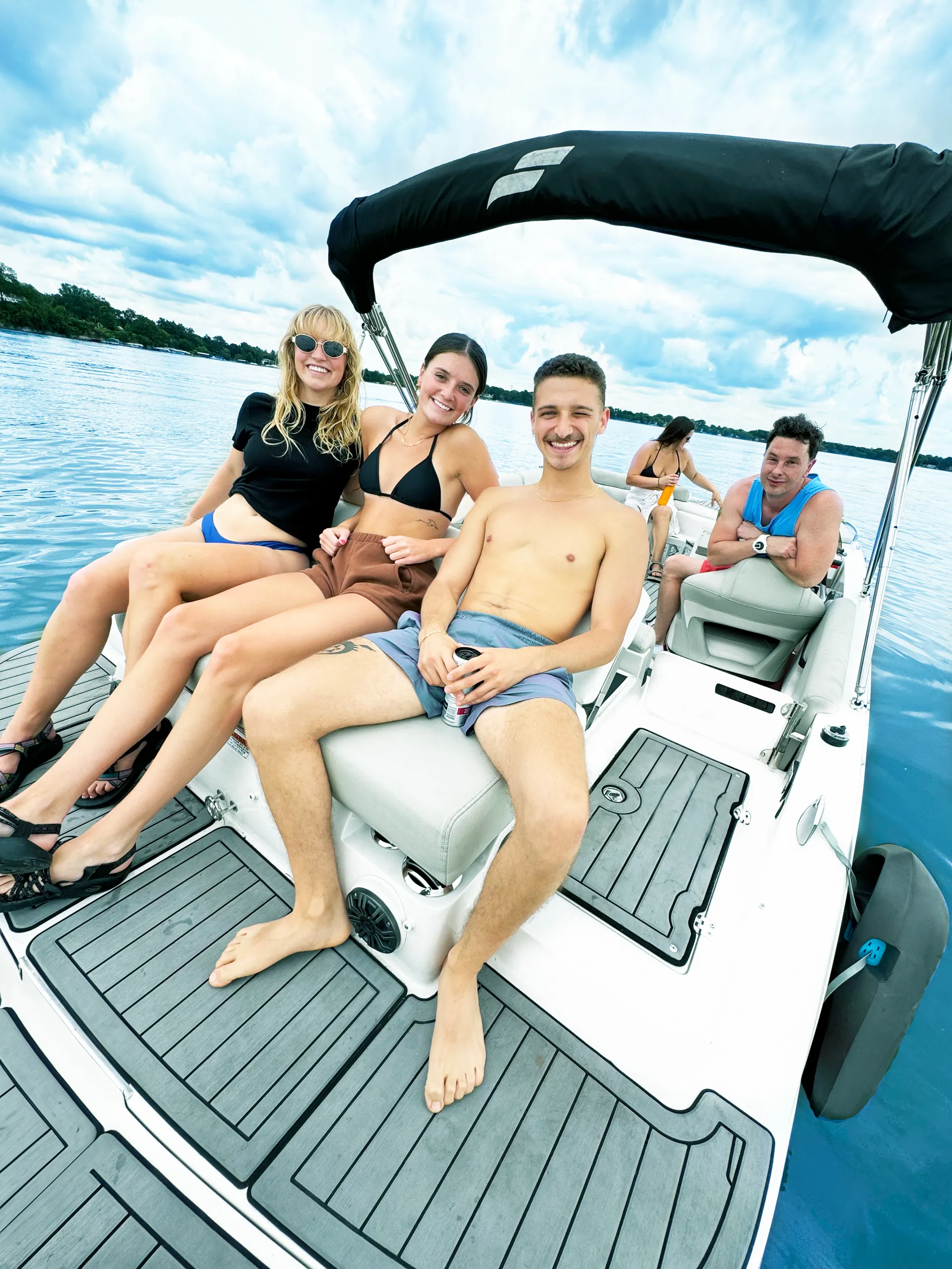 Beautiful Deck Boat with extra <br/>roomy 10 person capacity