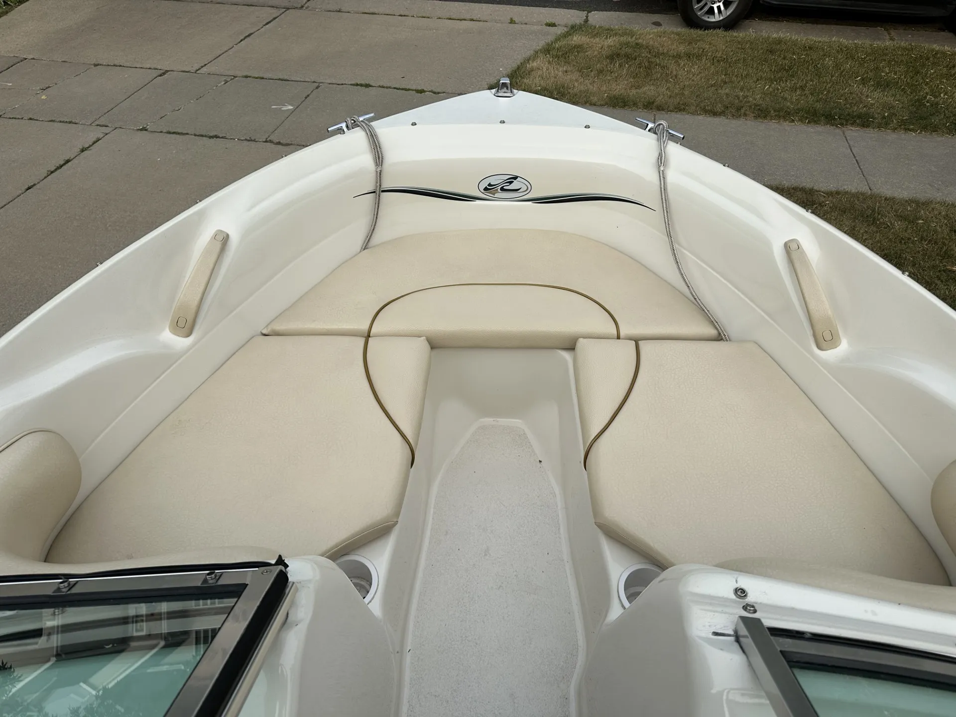 Family friendly ski boat 