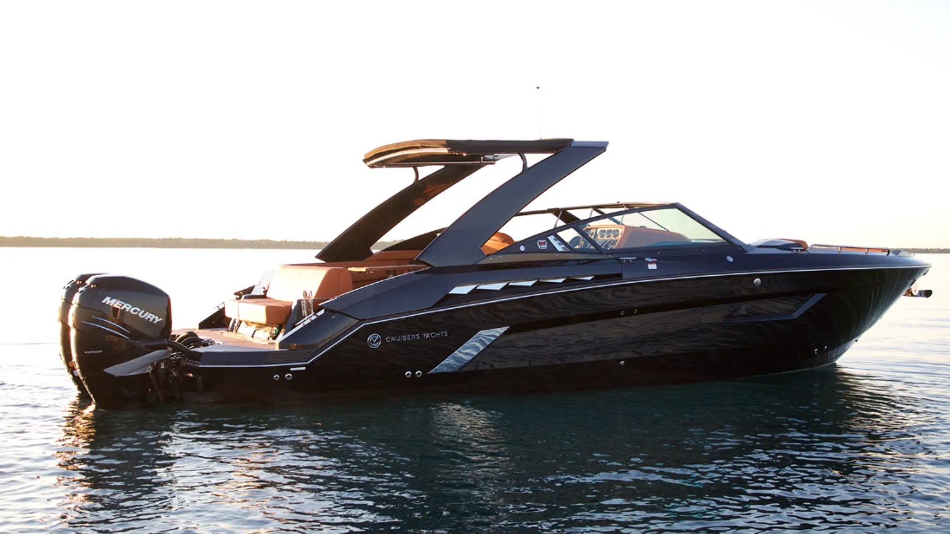 CRUISERS YACHTS 338 SOUTH BEACH EDITION in Tampa, FL — photo 7
