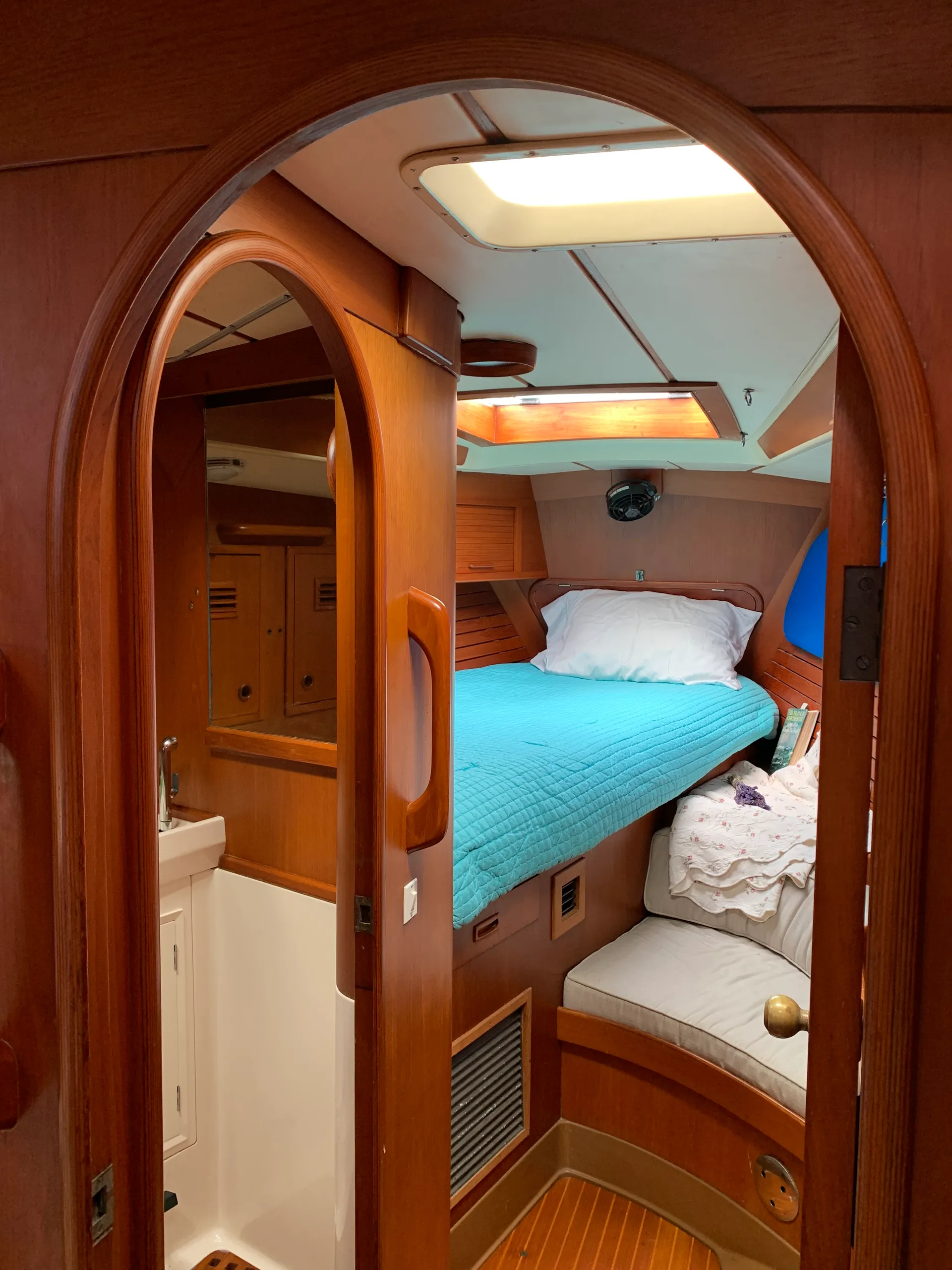 Classic Beauty  - 46 foot Bluewater Cruiser