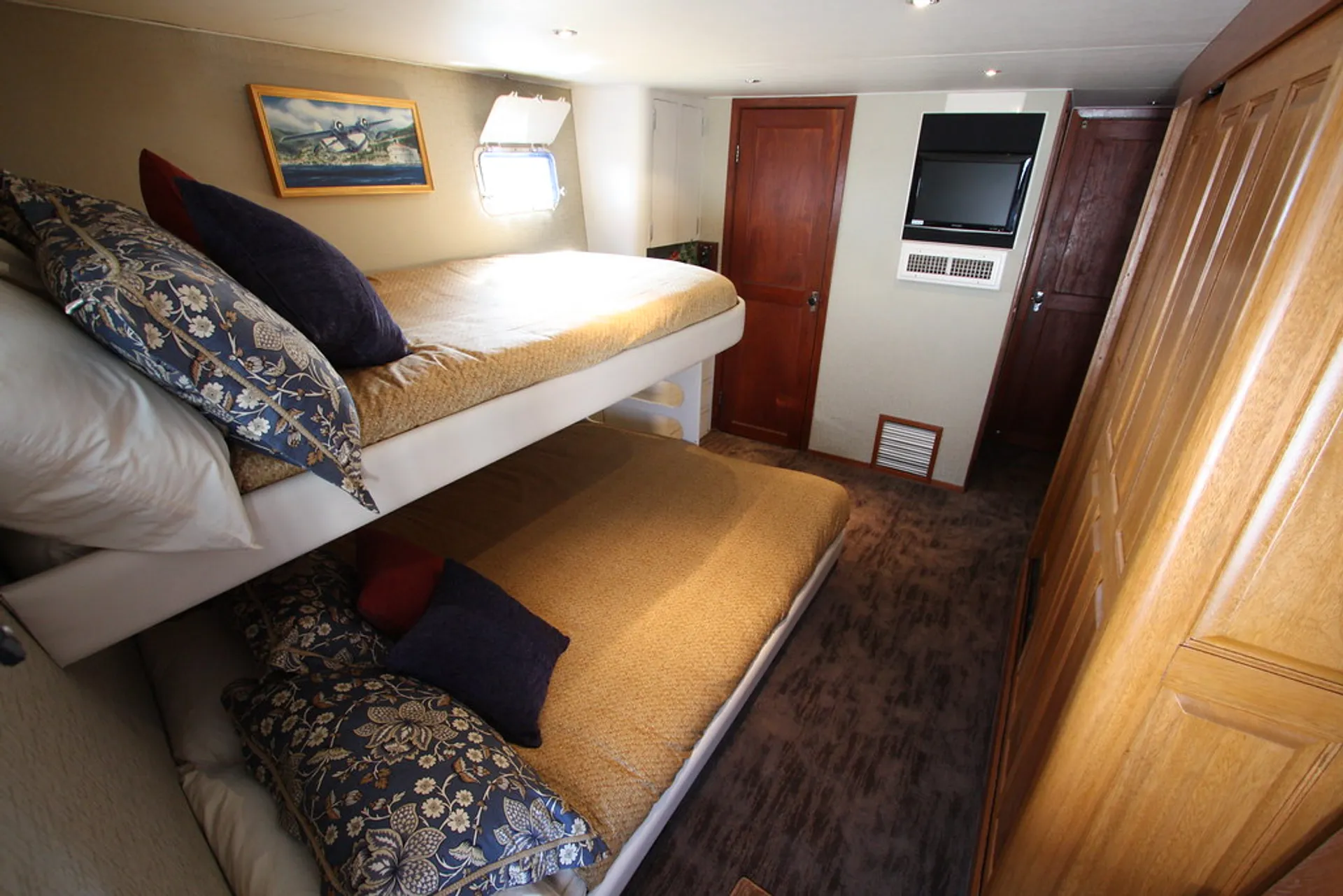 85' Pacifica 70 Passenger Sport Fisher "PARADISO"