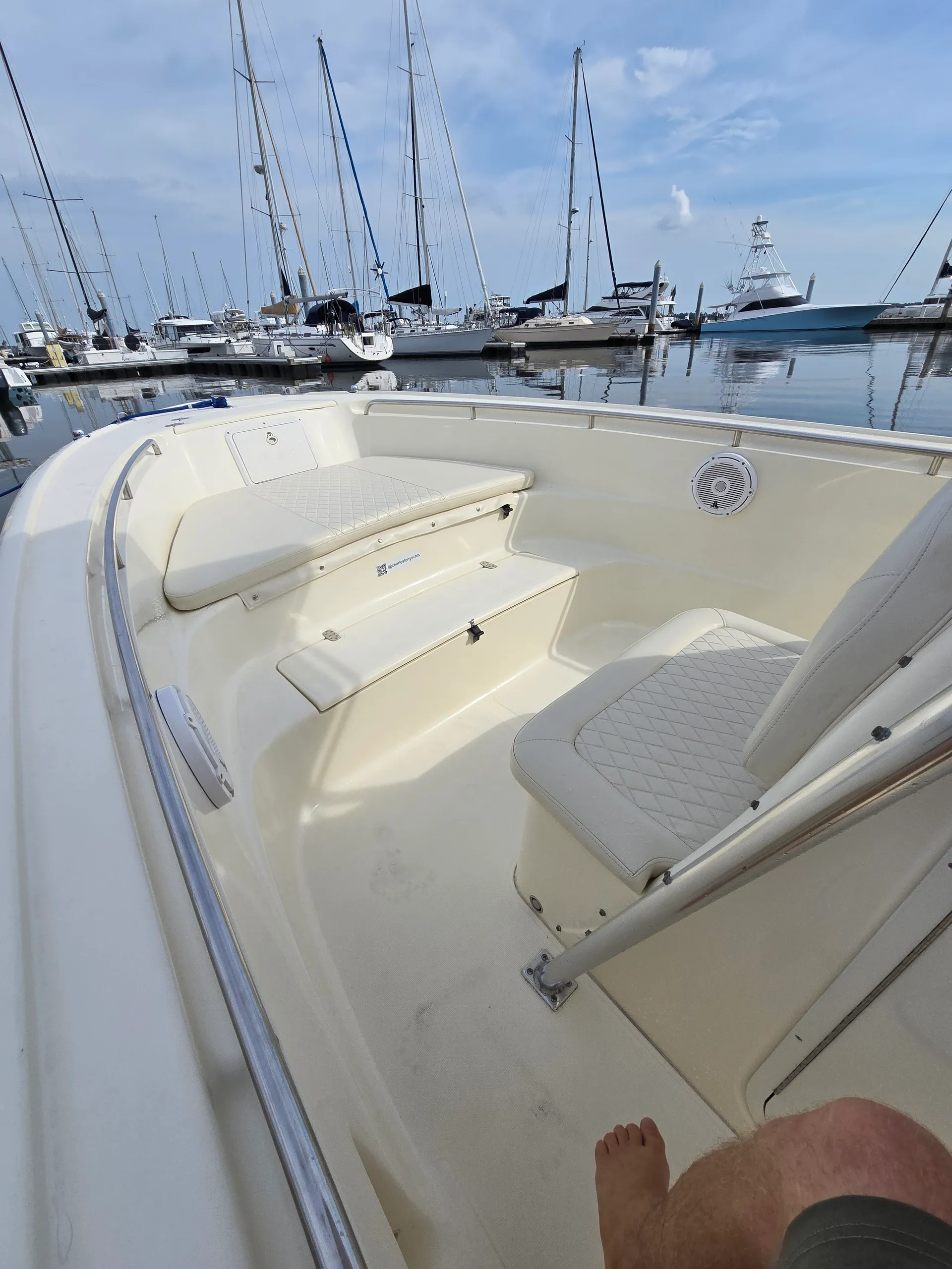 Captained Boat Charter, Cruise, Booze and Beach Excursions