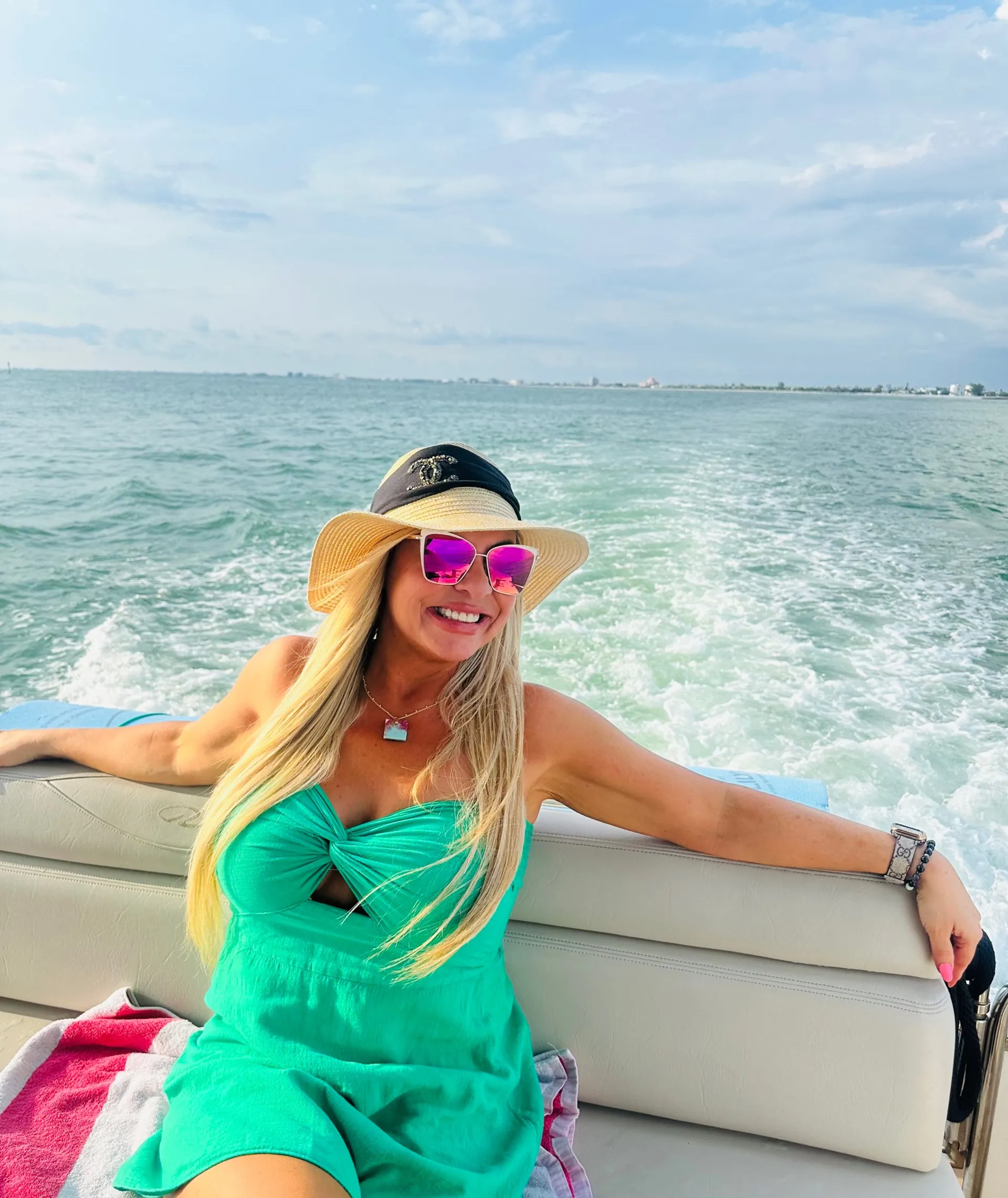 4160 Regal Yacht - Best Value in St. Pete!