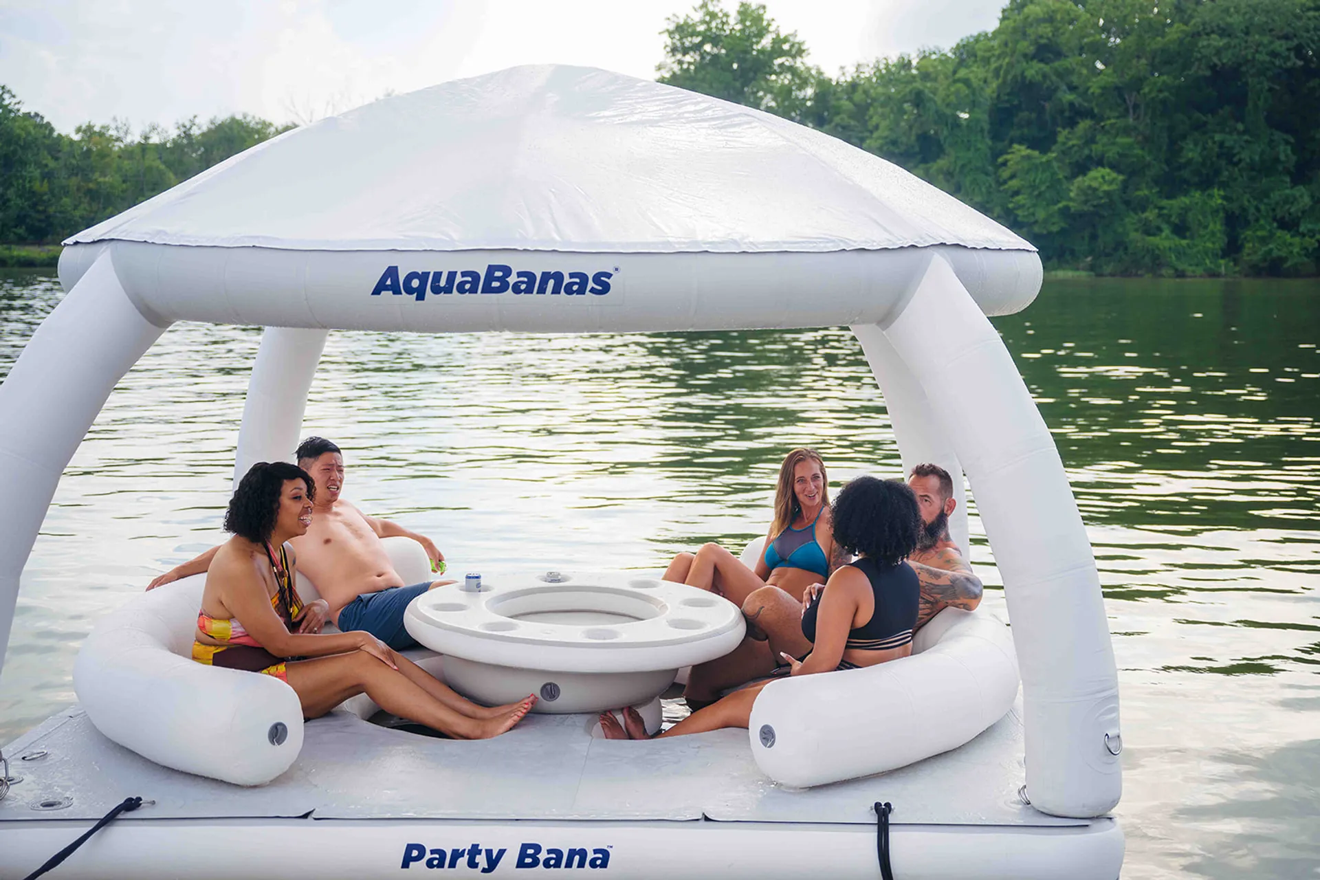 2019 Regal 42 Grande Coupe Luxury Yacht