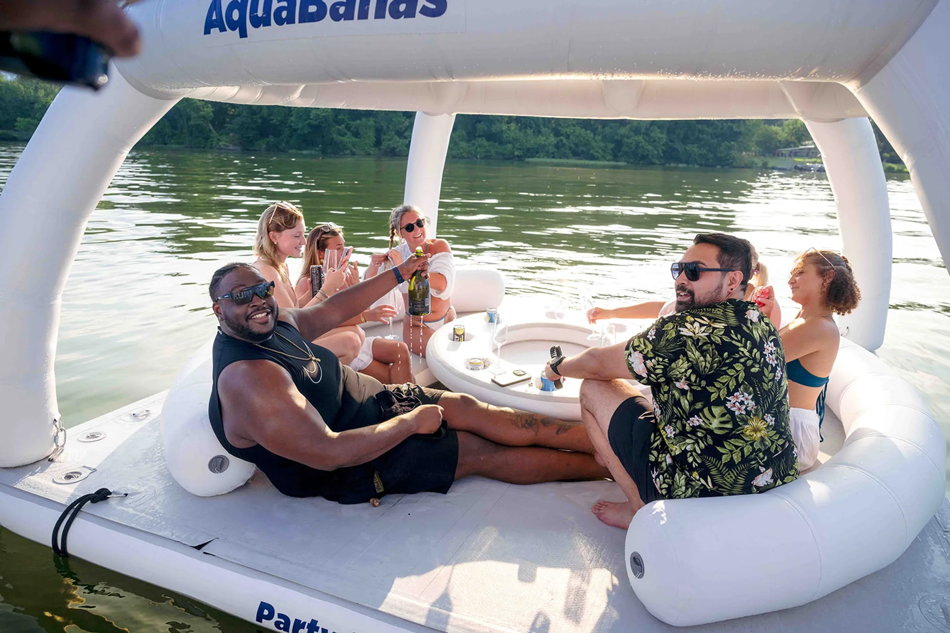 2019 Regal 42 Grande Coupe Luxury Yacht