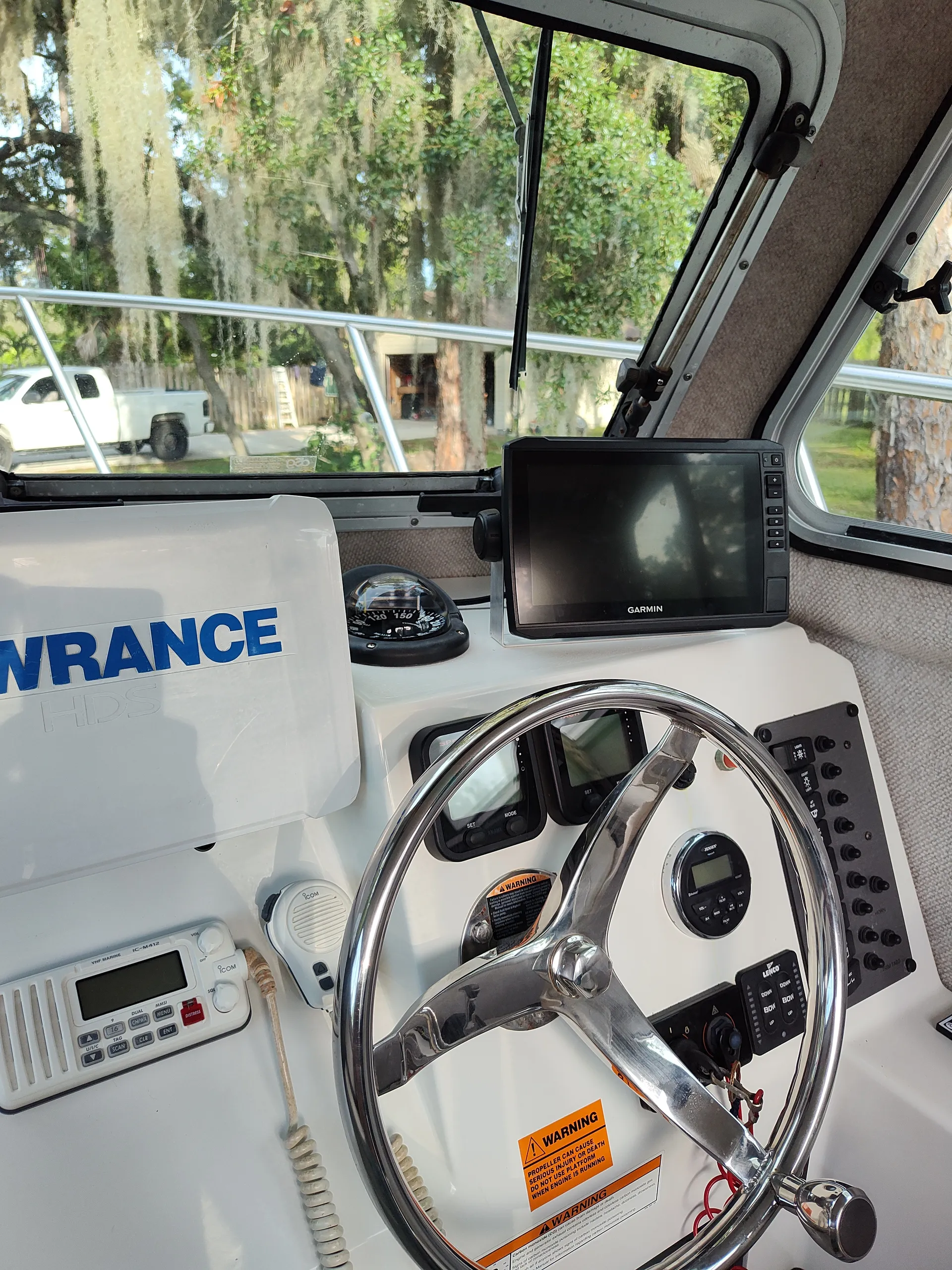 Parker Marine 2320 SL Sport Cabin W/F250HP in Cocoa, FL — photo 4