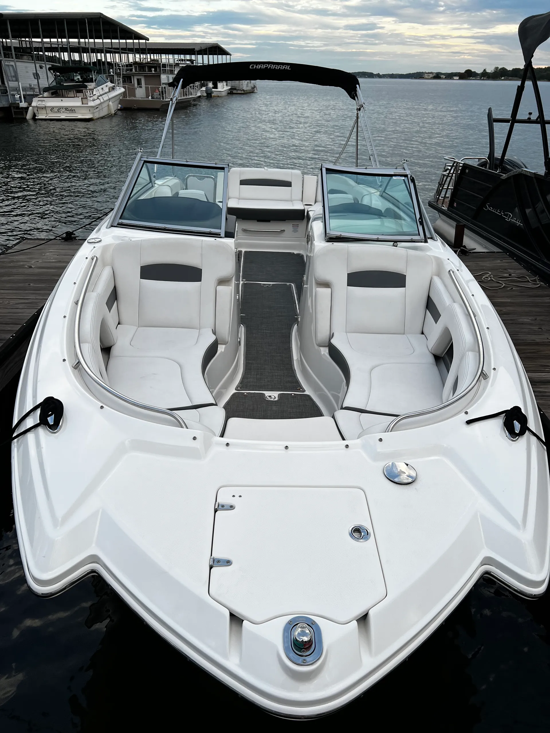 26 Foot Chaparral Sunesta Bowrider