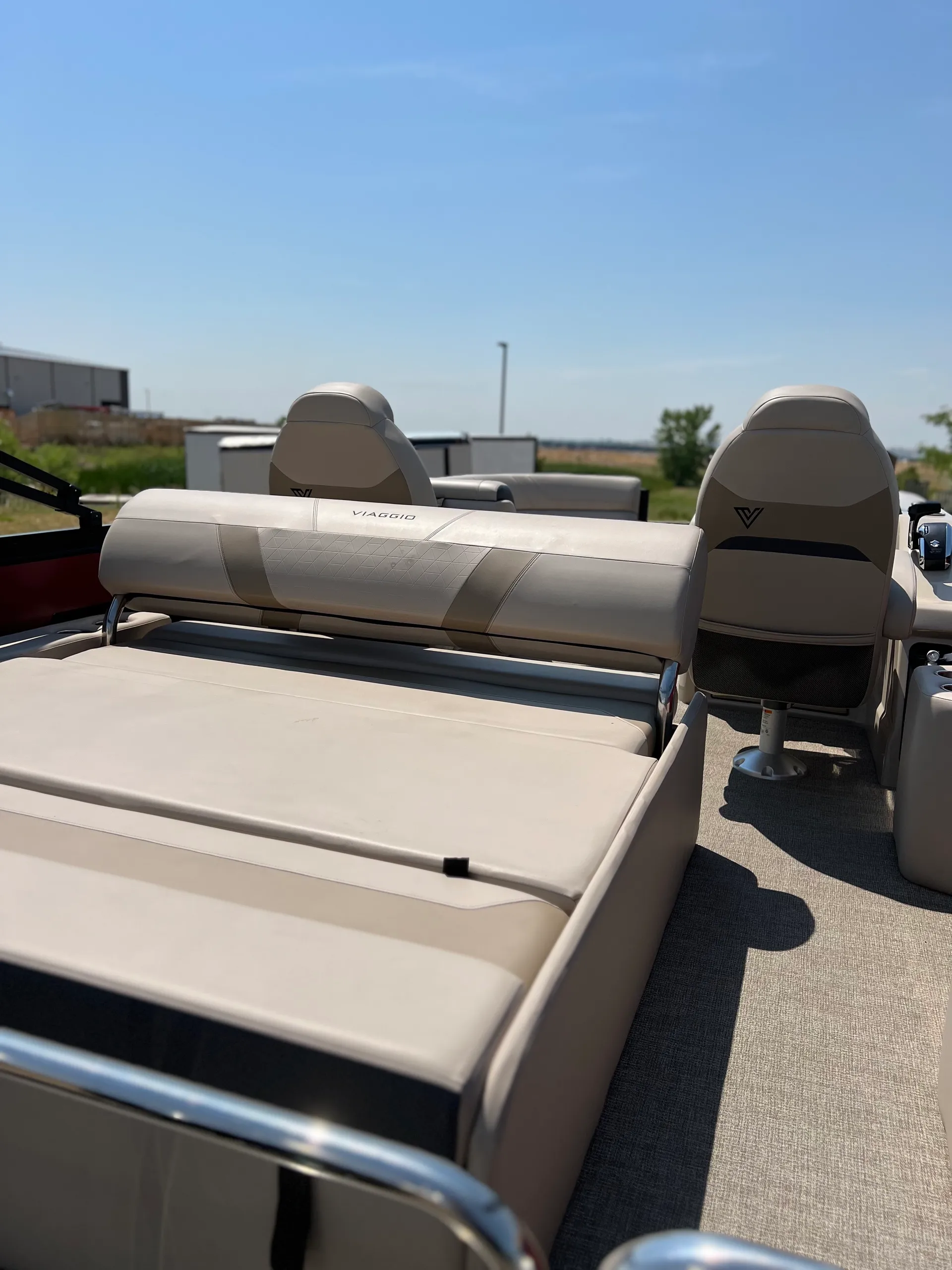 Tritoon Boat ~ Viaggio Diamante 23S Rental in Loveland, Colorado