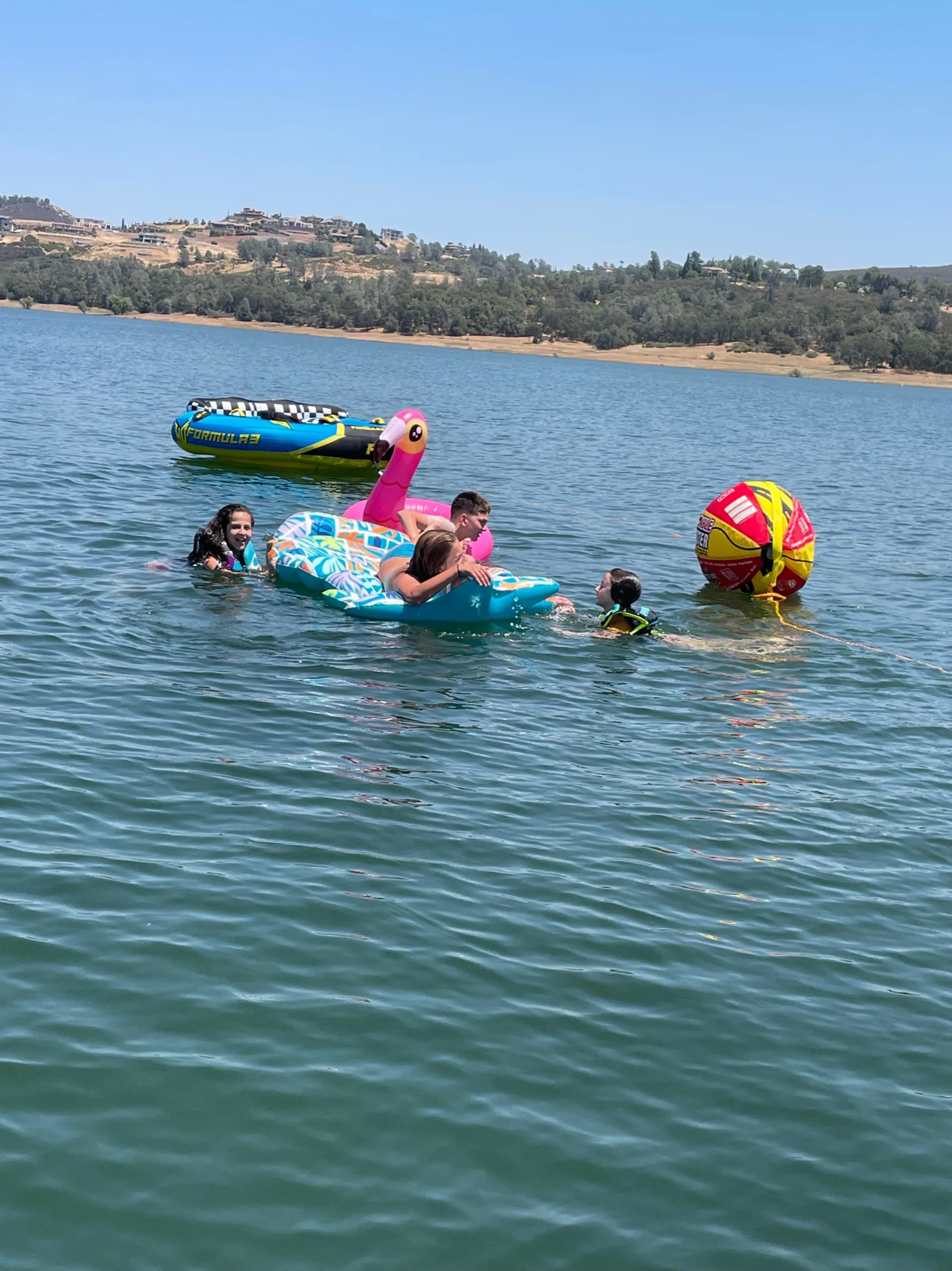Folsom lake, Wakesurf, Tubing, Relaxing