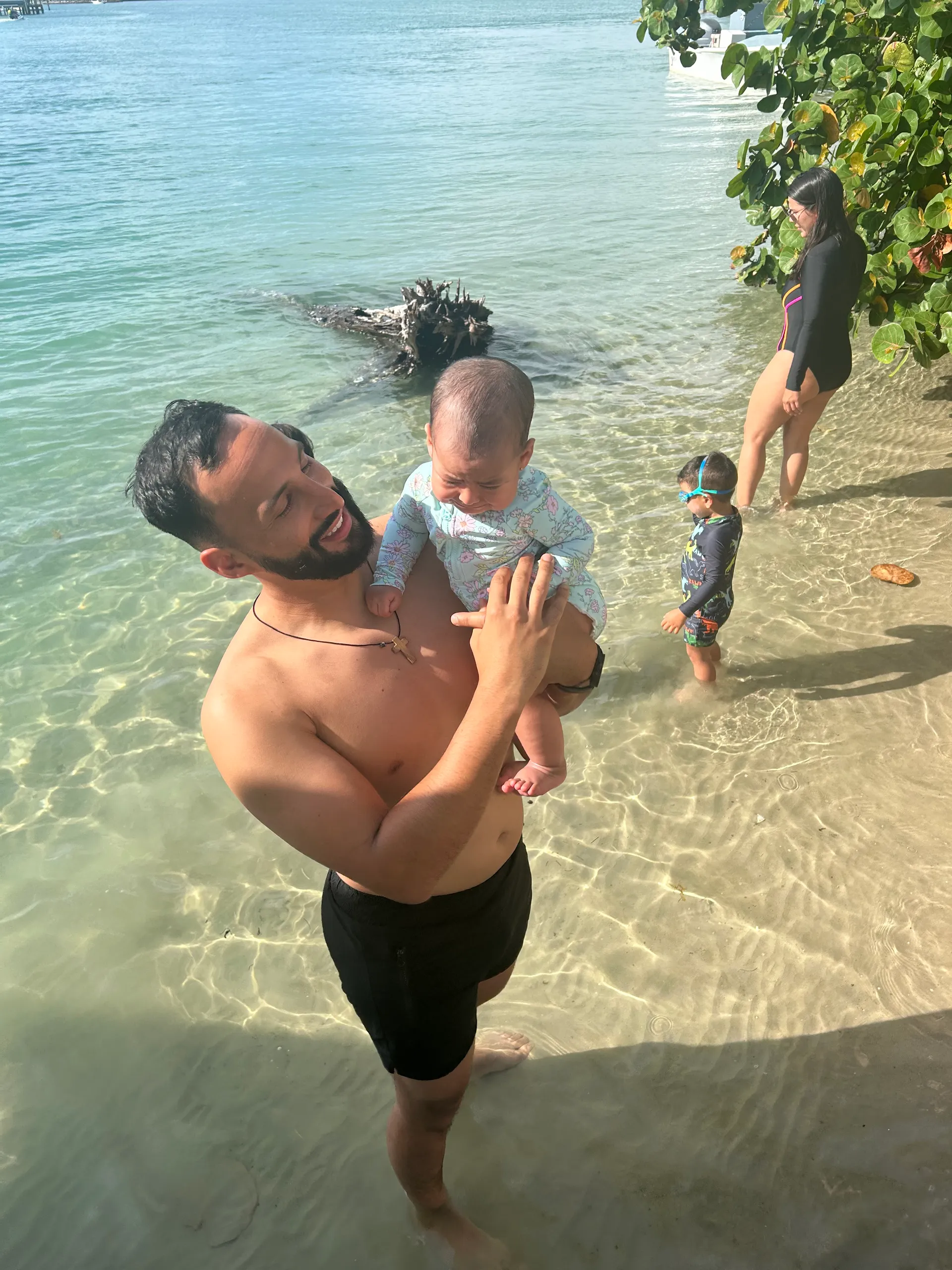 Captain Included for 6. Dogs Welcome, Grill on Board, Free Fuel !!!