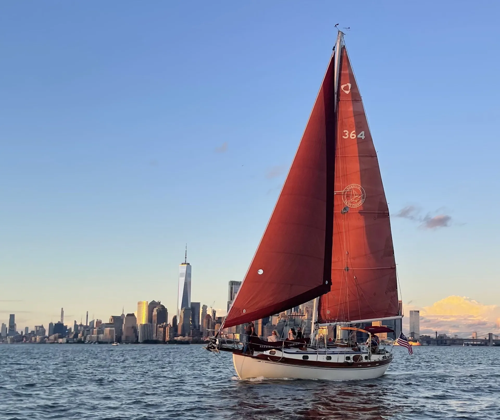  Sail NYC's skyline in style!