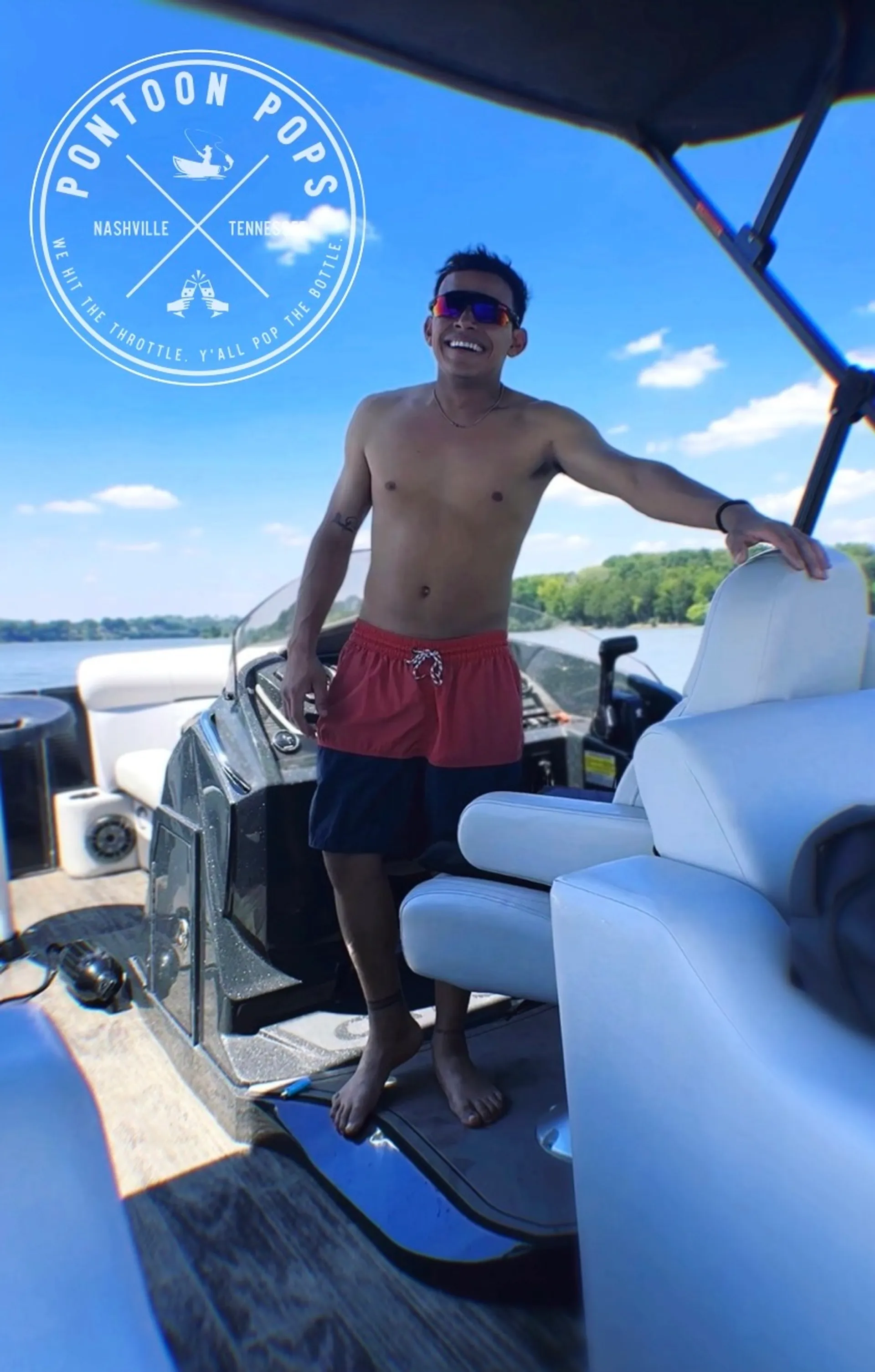 "Pontoon Pops" Luxury Tritoon!!