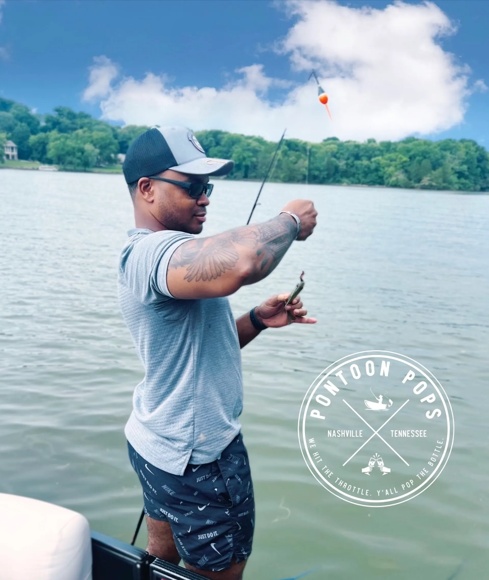 "Pontoon Pops" Luxury Tritoon!!