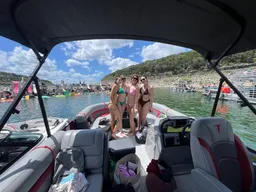 Pontoon with Lily Pad and Big Sound System – Lake Travis boat photo