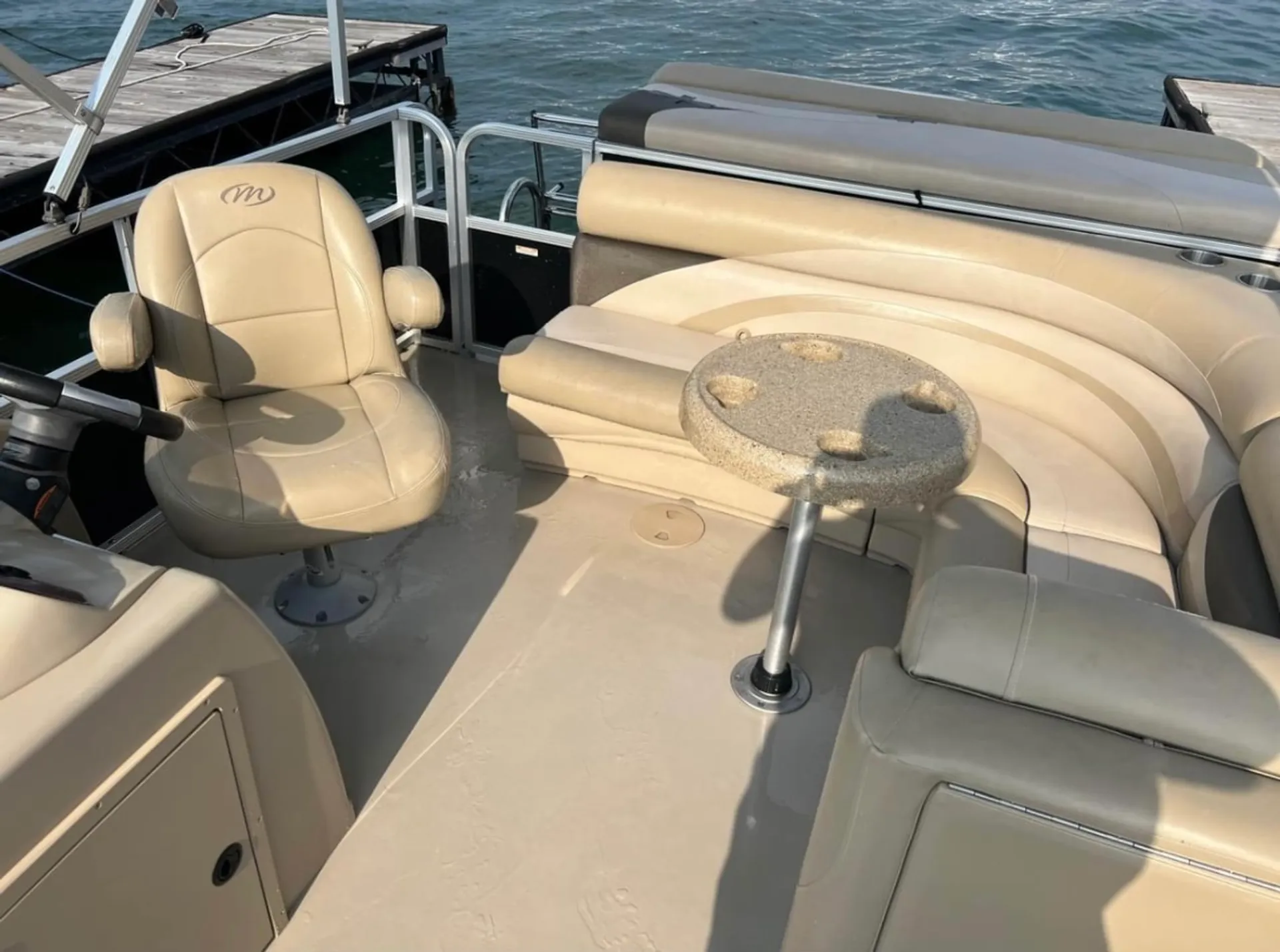 Lake Days Done Right, Manitou Tritoon on Lanier! Seats 13!