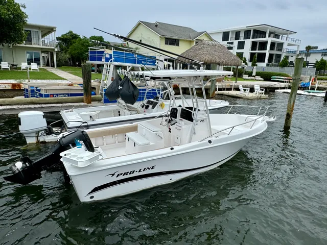 Rent a Pro-Line Boats center console in Riviera Beach, FL near me