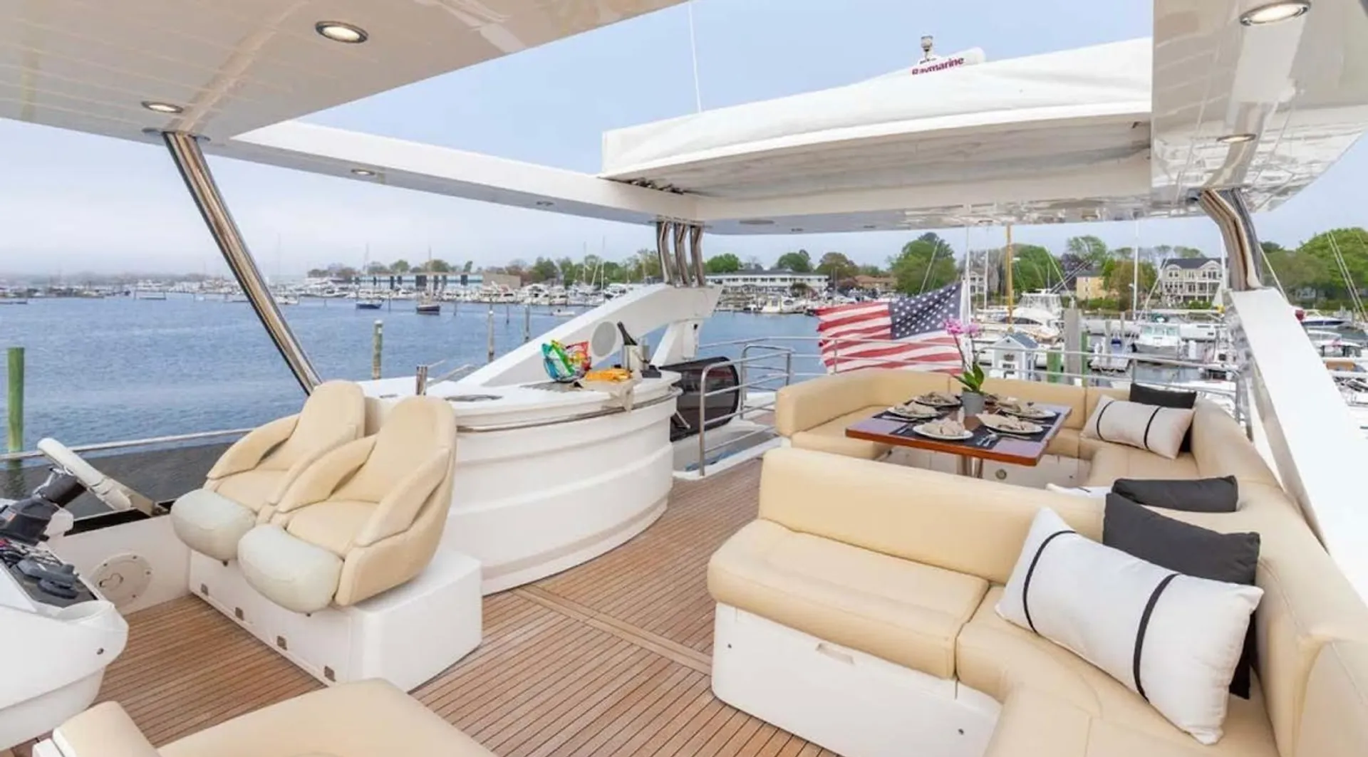 Sunseeker Manhattan in Nantucket, MA — photo 10