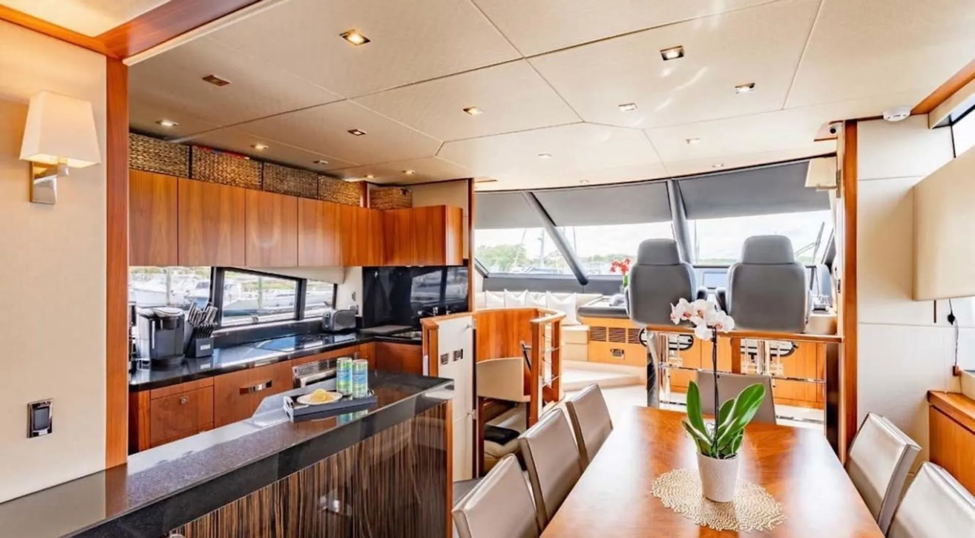 Sunseeker Manhattan in Nantucket, MA — photo 7