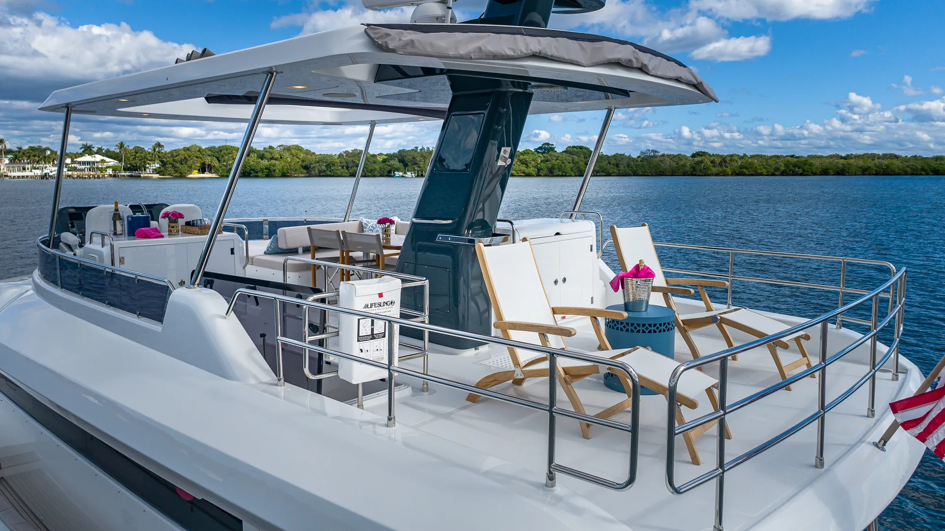 Brand New and Beautiful 2023 61' Sirena Flybridge Yacht