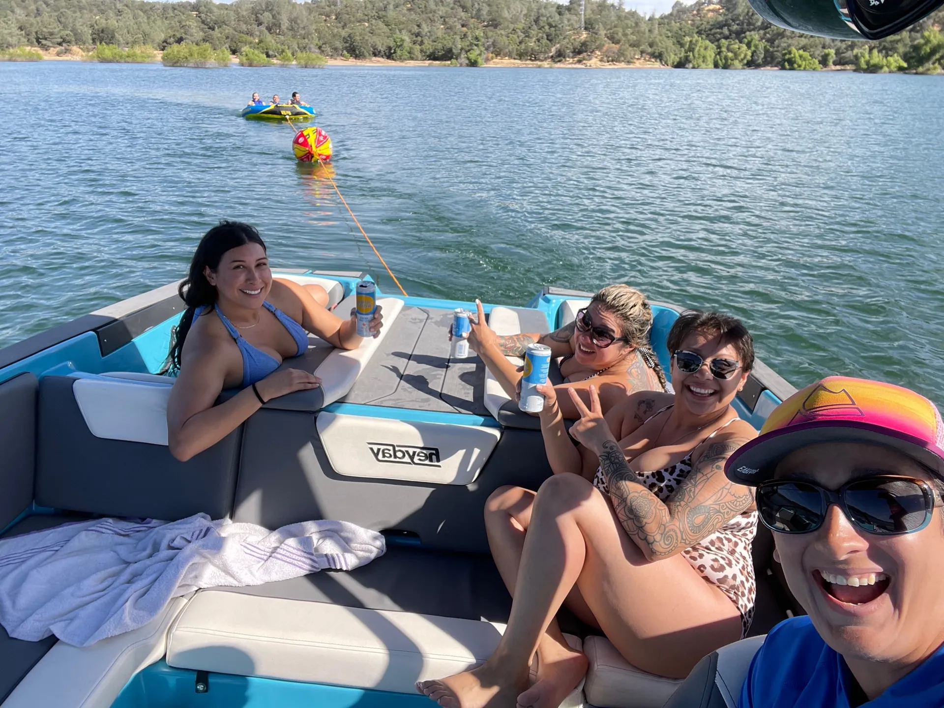 Folsom lake, Wakesurf, Tubing, Relaxing