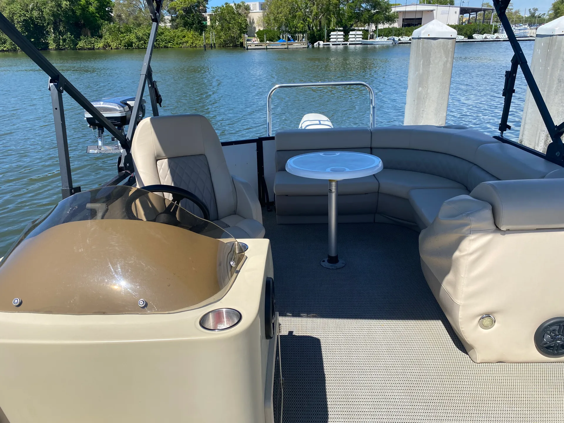 Lexington S19 in Tampa, FL — photo 3