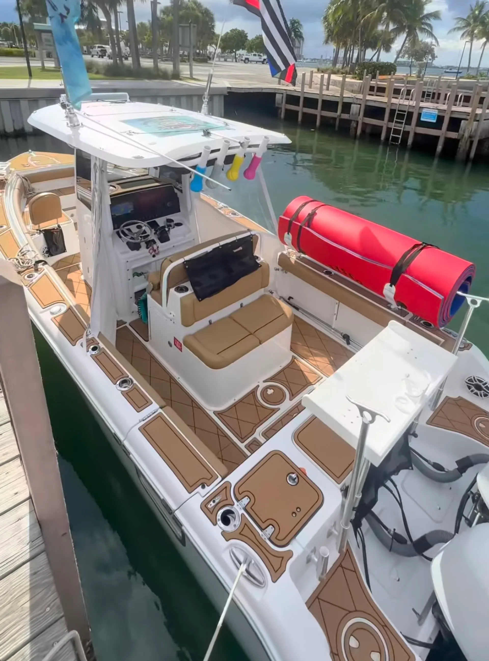 SEA HUNT BOATS GAMEFISH 27 FORWARD SEATING in Riviera Beach, FL — photo 3