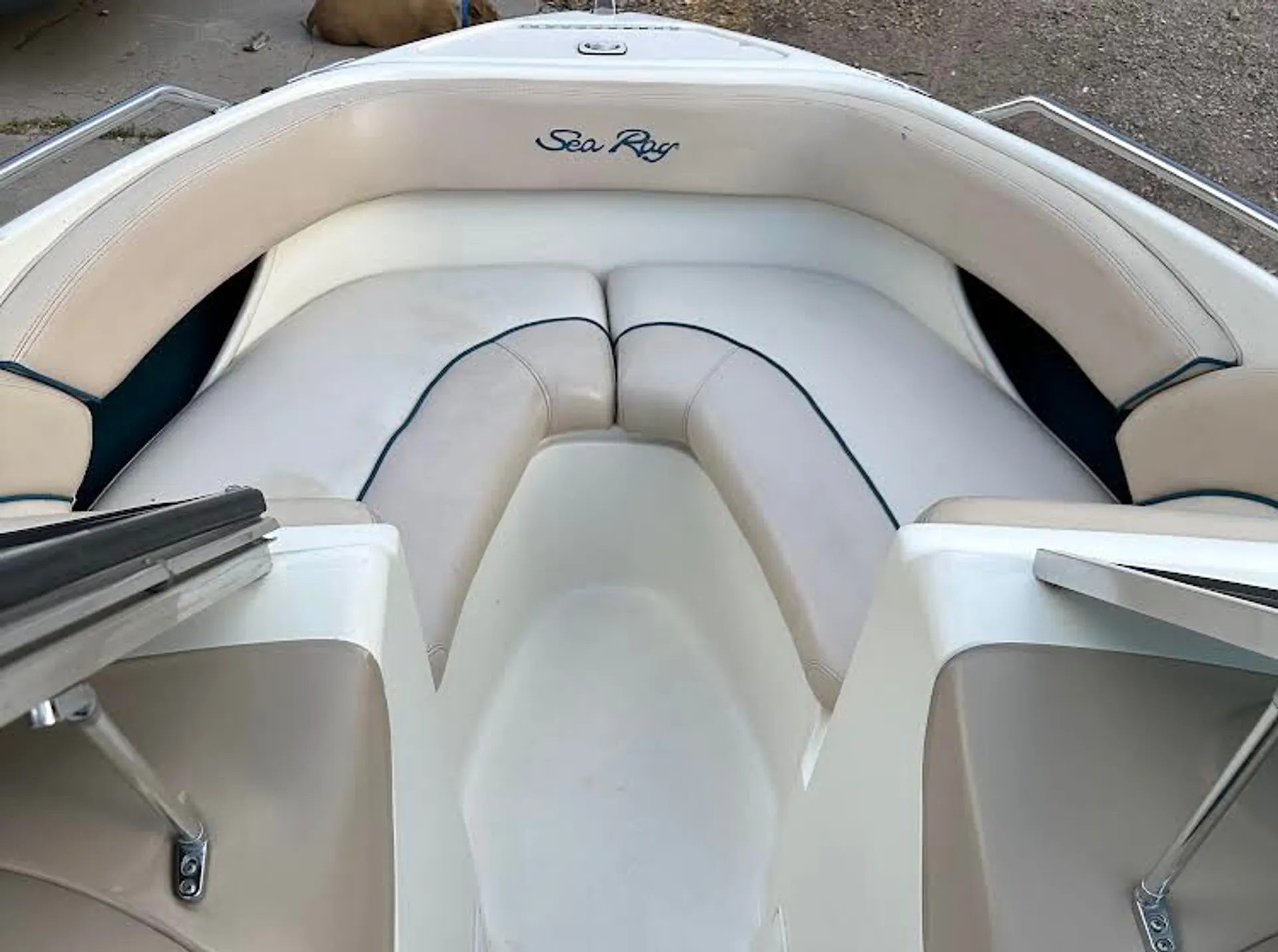 Sea Ray Boats 190 Bow Rider in Aurora, CO — photo 3