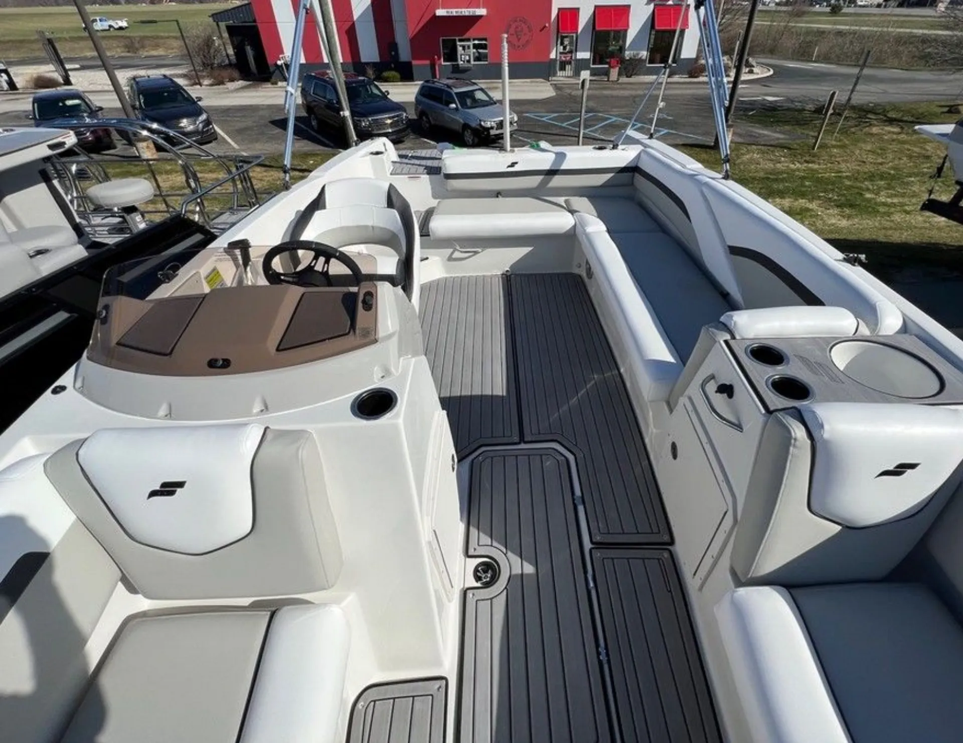 2023 StarCraft SVX 211 OB 