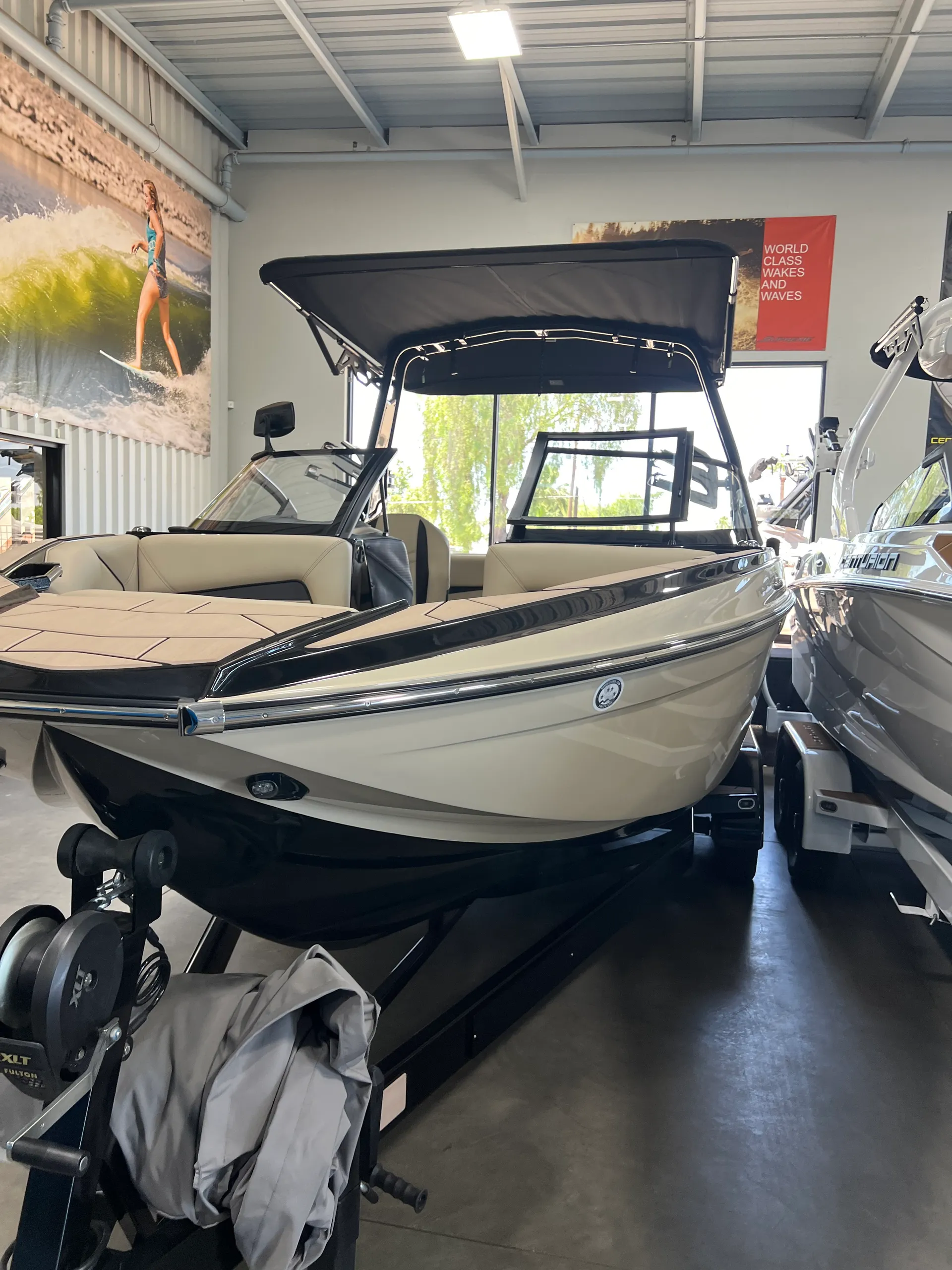 2023 Centurion Vi22 (tube included) - Delivery Available or Trailer