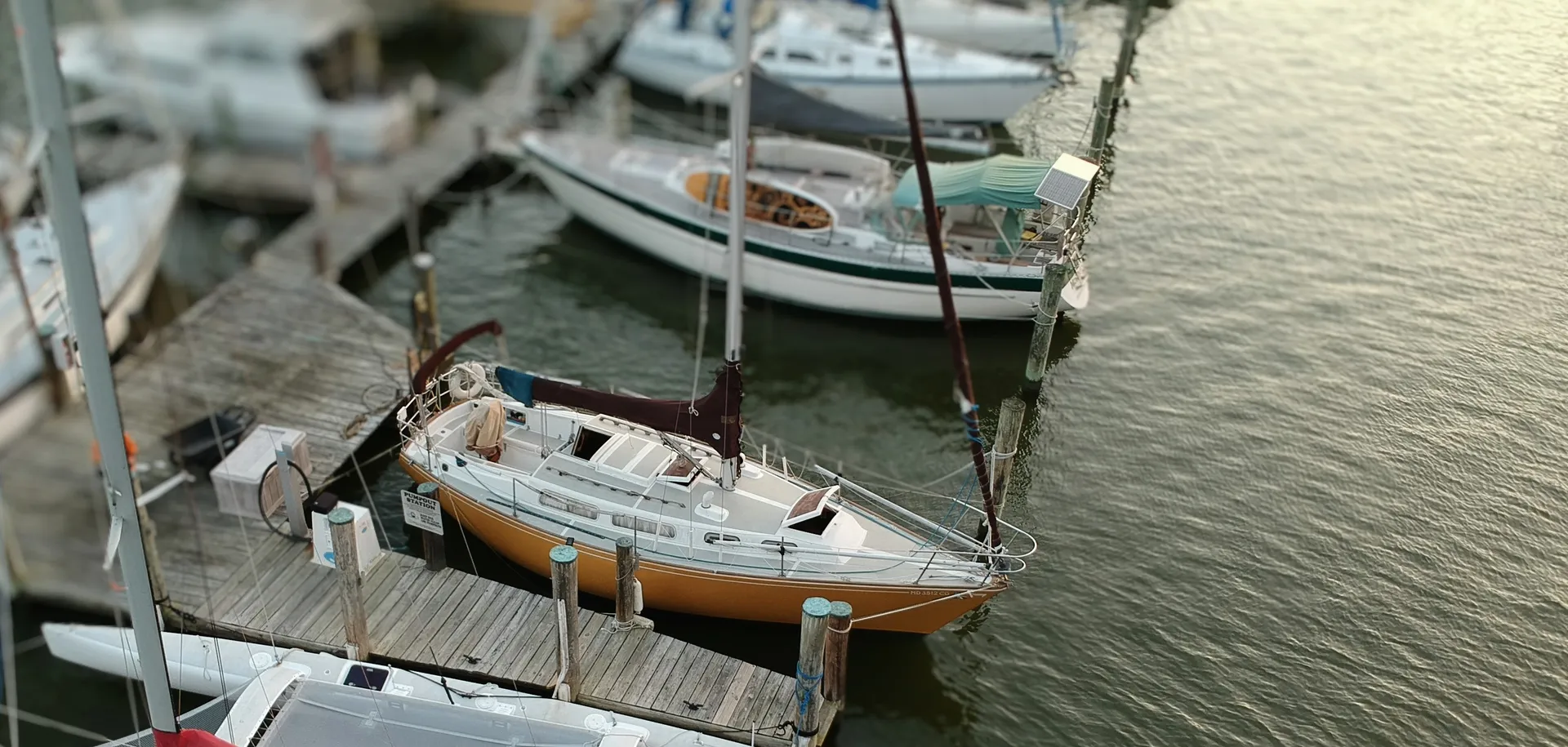 "Equinox" - Center of the Sun - Lippincott 30'