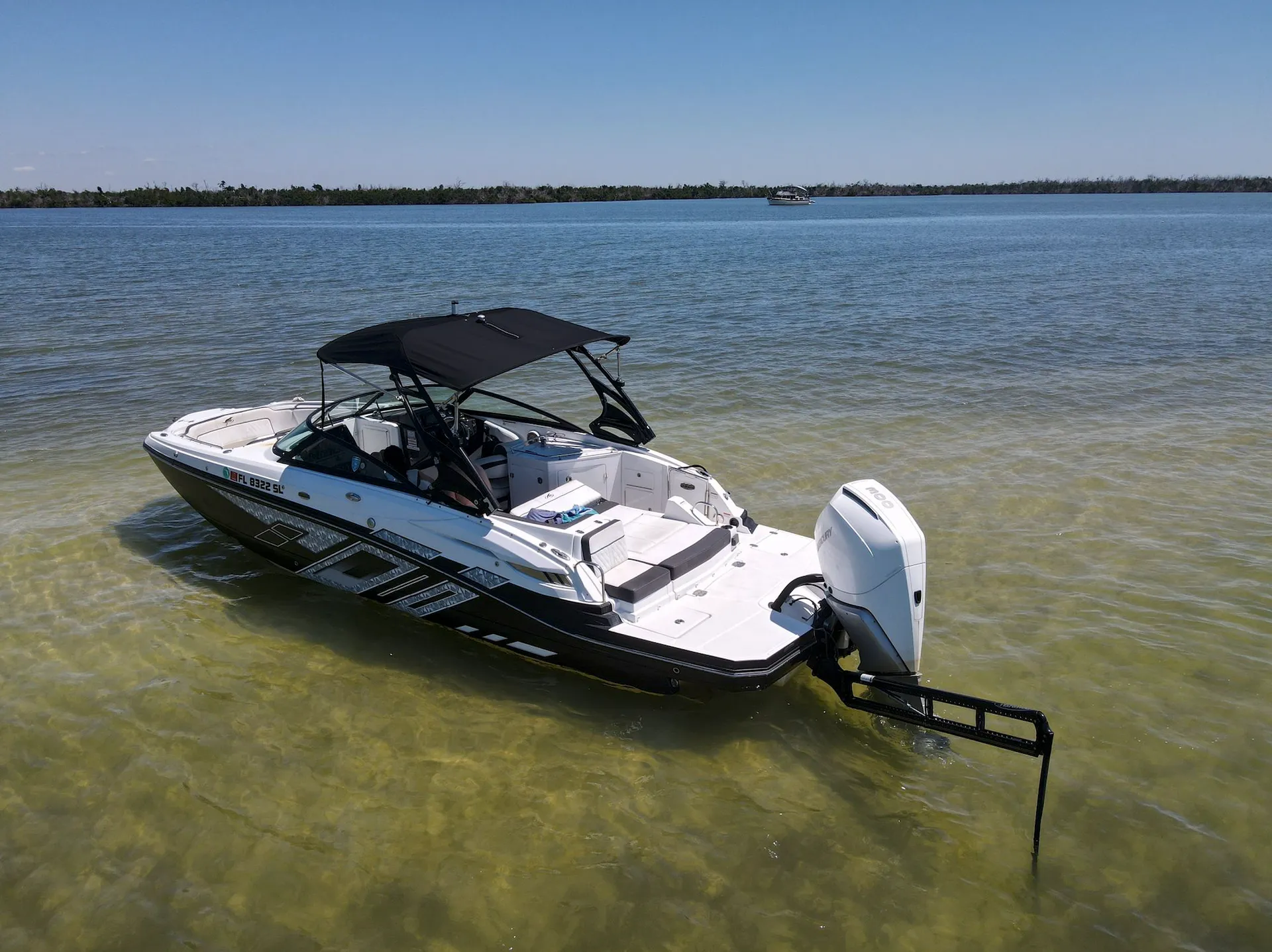 Monterey Boats M5 in Cape Coral, FL — photo 6