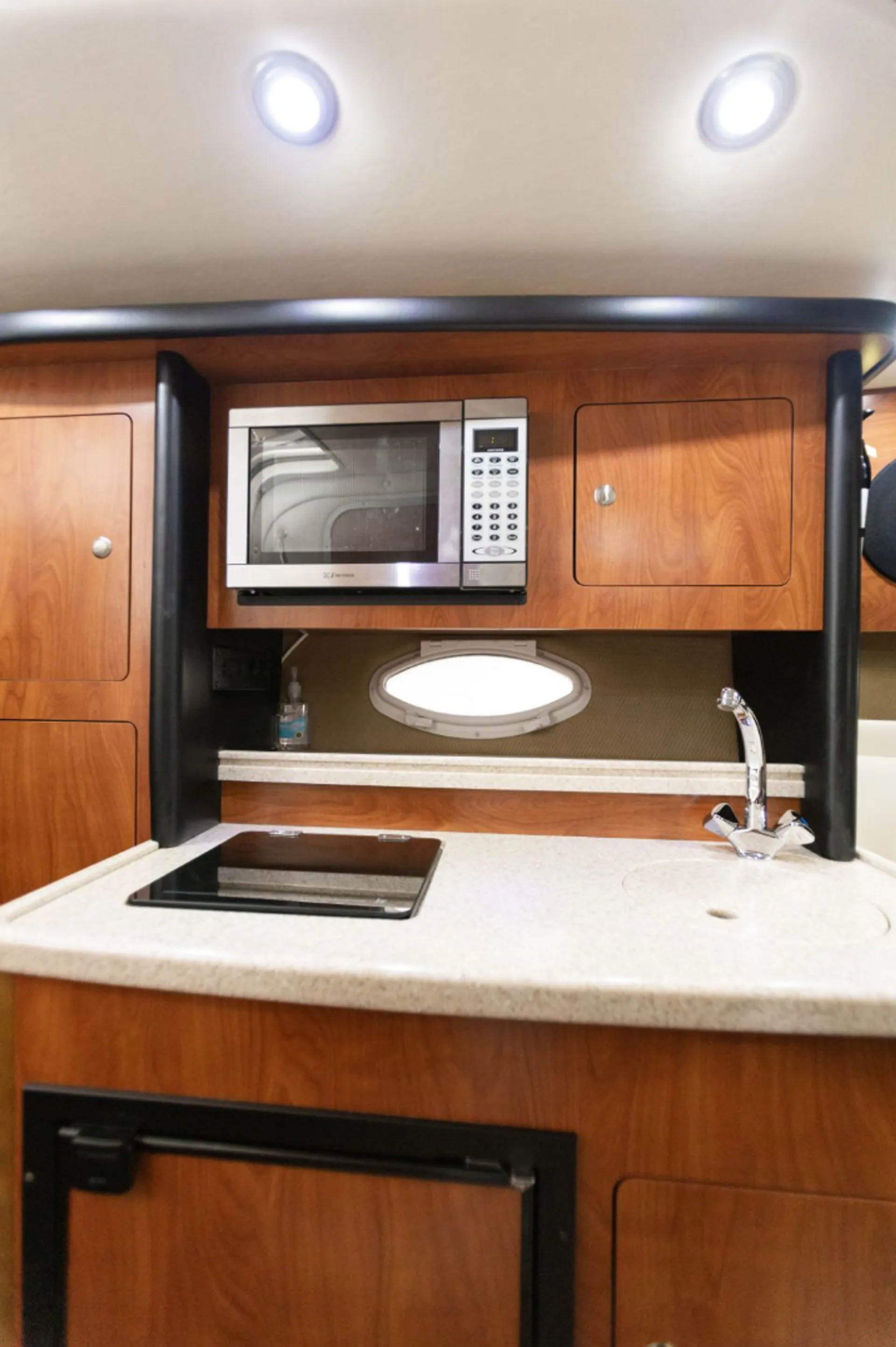 Rinker Boats 280 Express Cruiser in Fort Myers, FL — photo 7