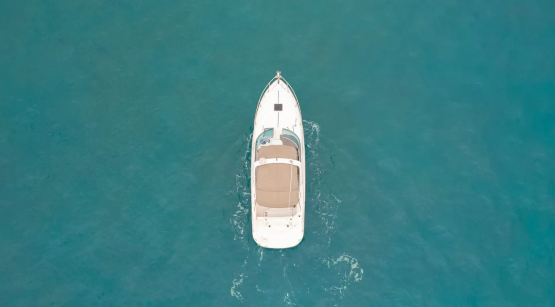 Rinker Boats 280 Express Cruiser in Fort Myers, FL — photo 5