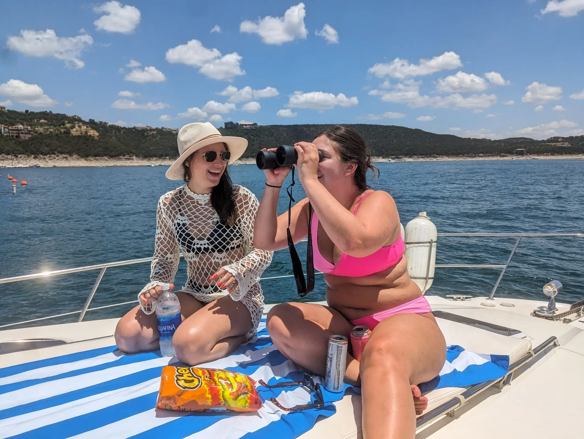 40' Luxury Yacht Charter (PHC)