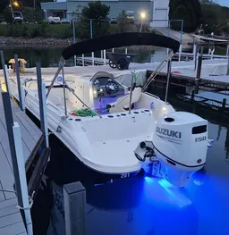 Stingray Ski/Fishing 12person Deckboat for Lake Lanier