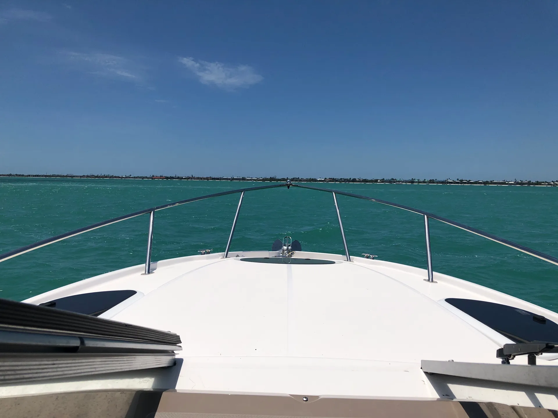 REGAL BOATS 28 EXPRESS CRUISER in Fort Myers Beach, FL — photo 3