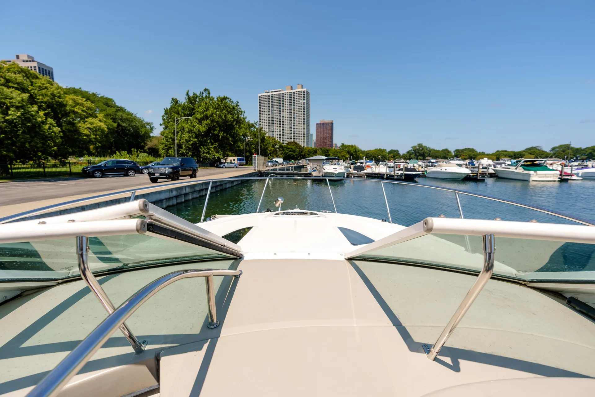 31'  Beautiful Sea Ray Perfect for any Occasion - Enjoy Chicago!