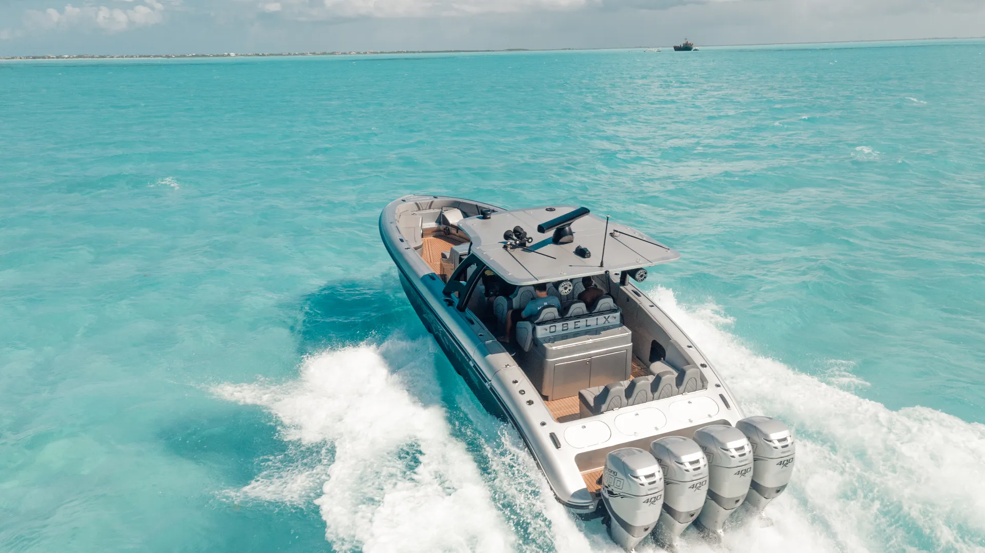 Midnight Express 43’ Open in Leeward Settlement, Caicos Islands — photo 4