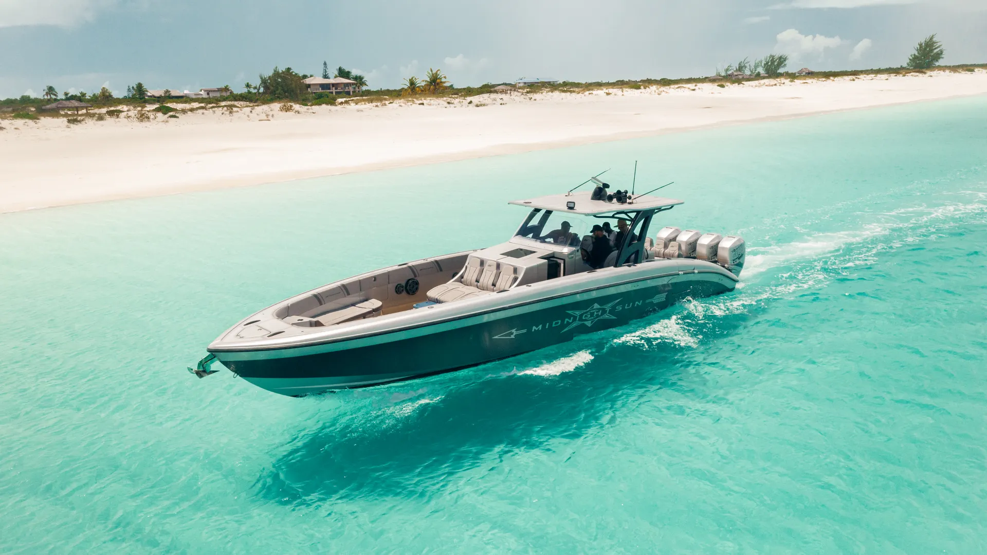 Midnight Express 43’ Open in Leeward Settlement, Caicos Islands — photo 7