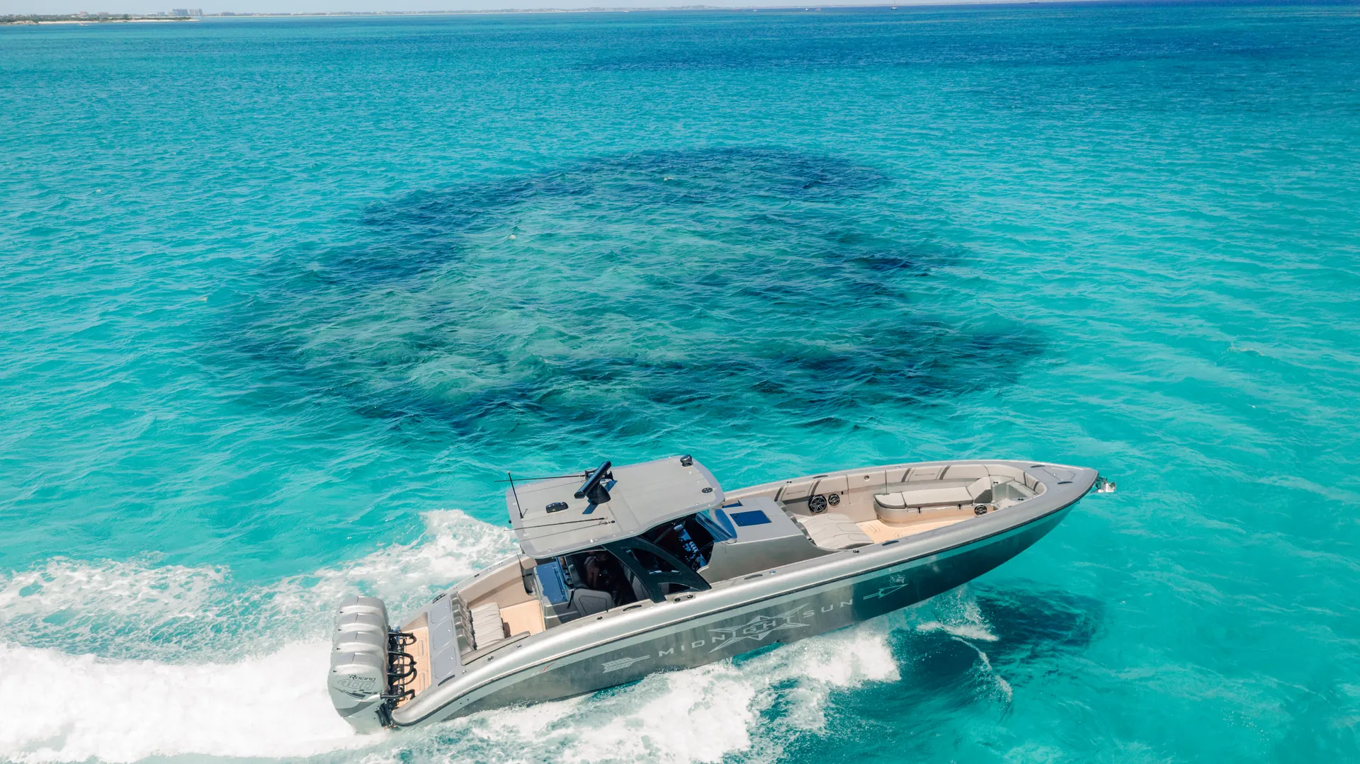 Midnight Express 43’ Open in Leeward Settlement, Caicos Islands — photo 6