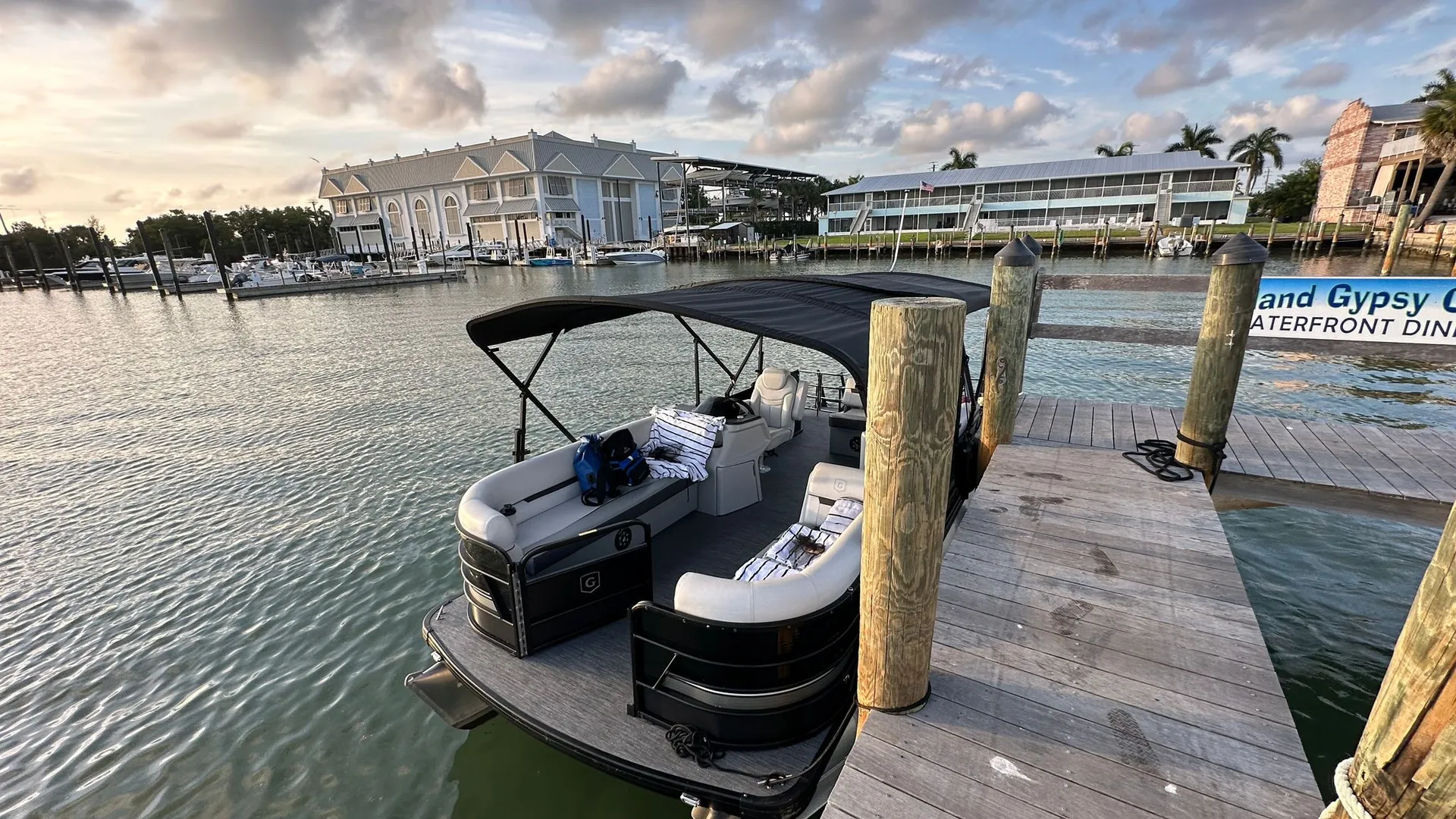 Naples:Keewaydin or Sunset -LUXURY service .All you need included!