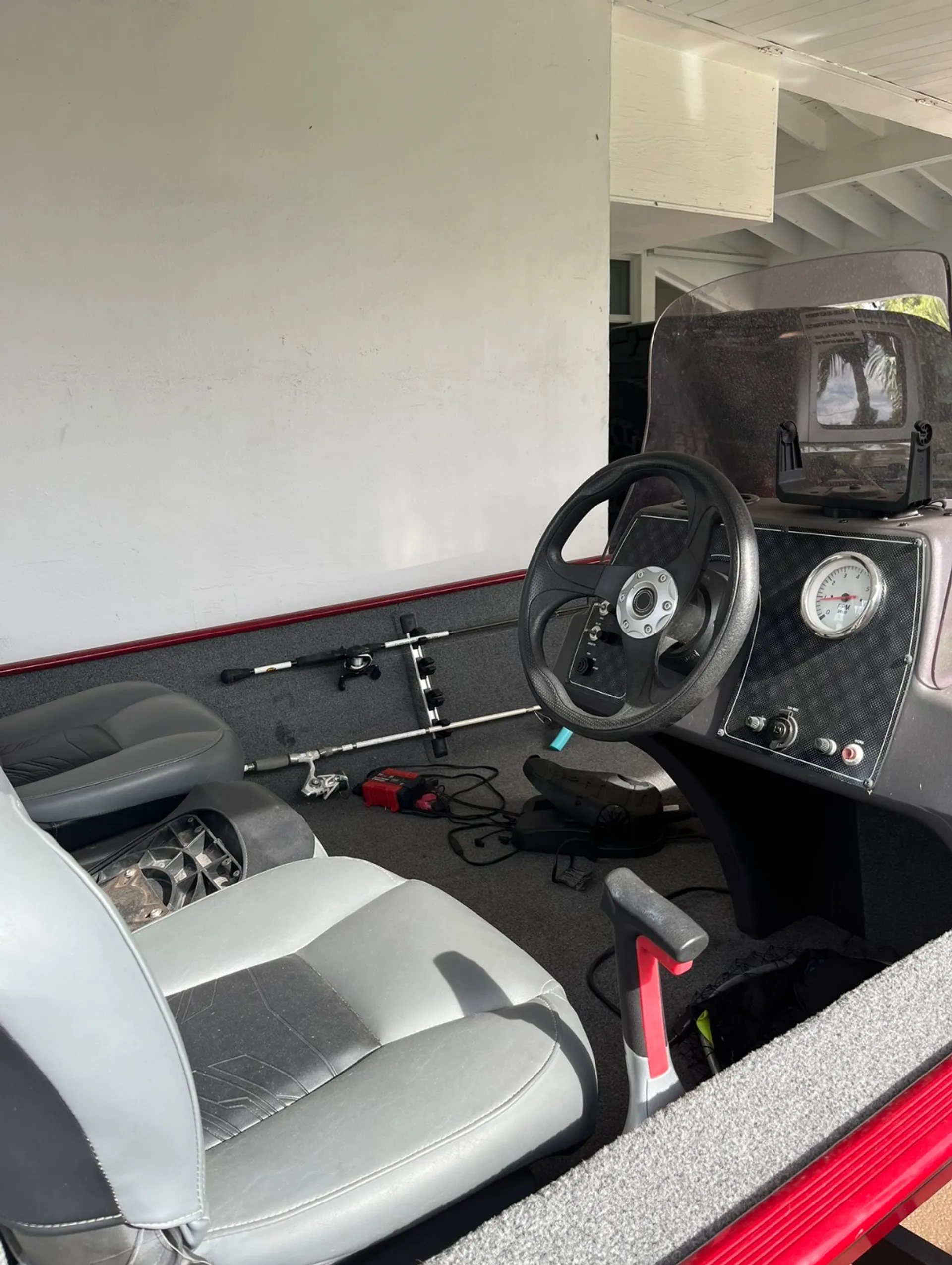 Bass Tracker Fishing Boat - great Florida bass boat