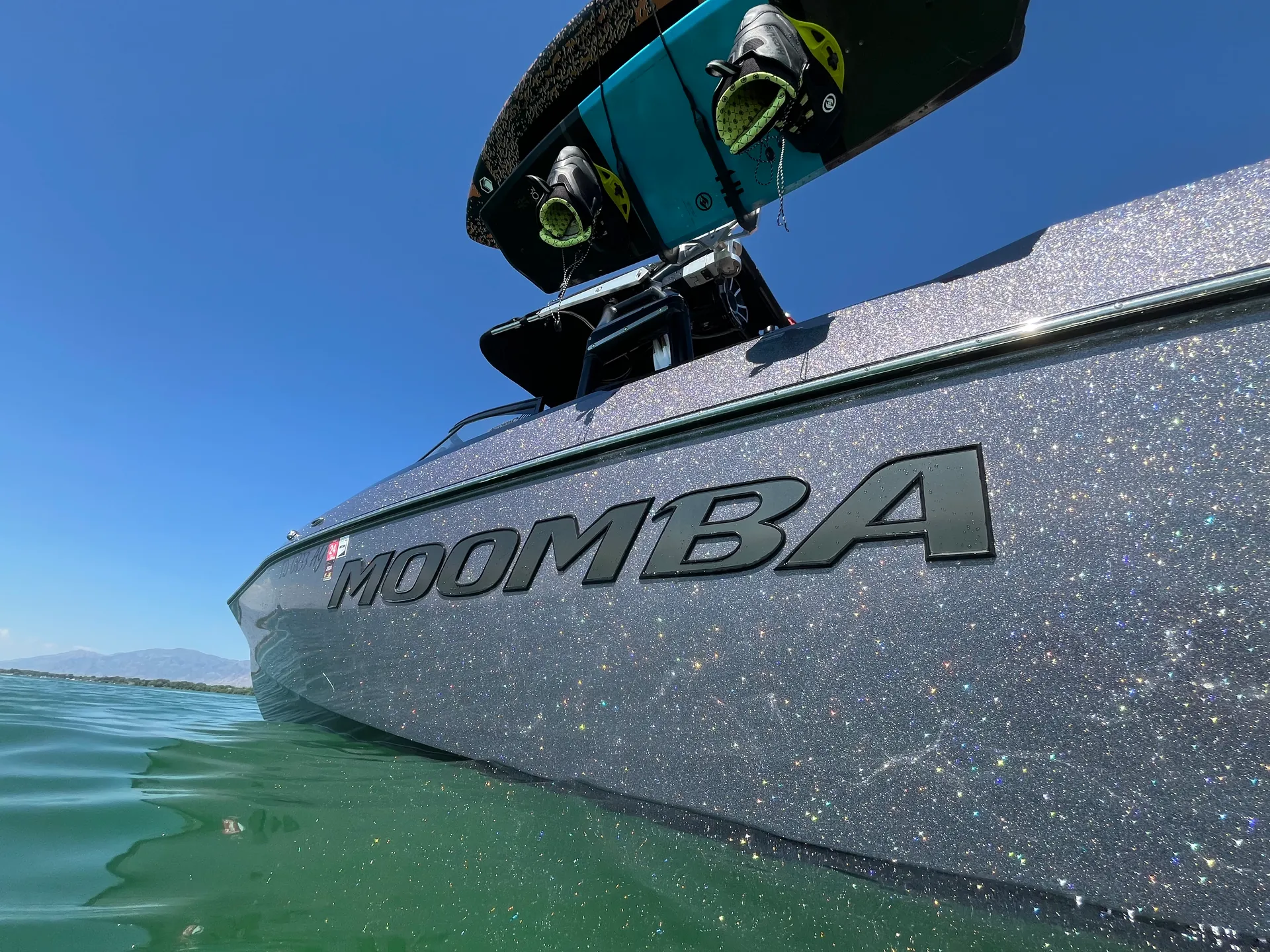 Perfect boat to surf/wakeboard/ski/tube with all the family/friends