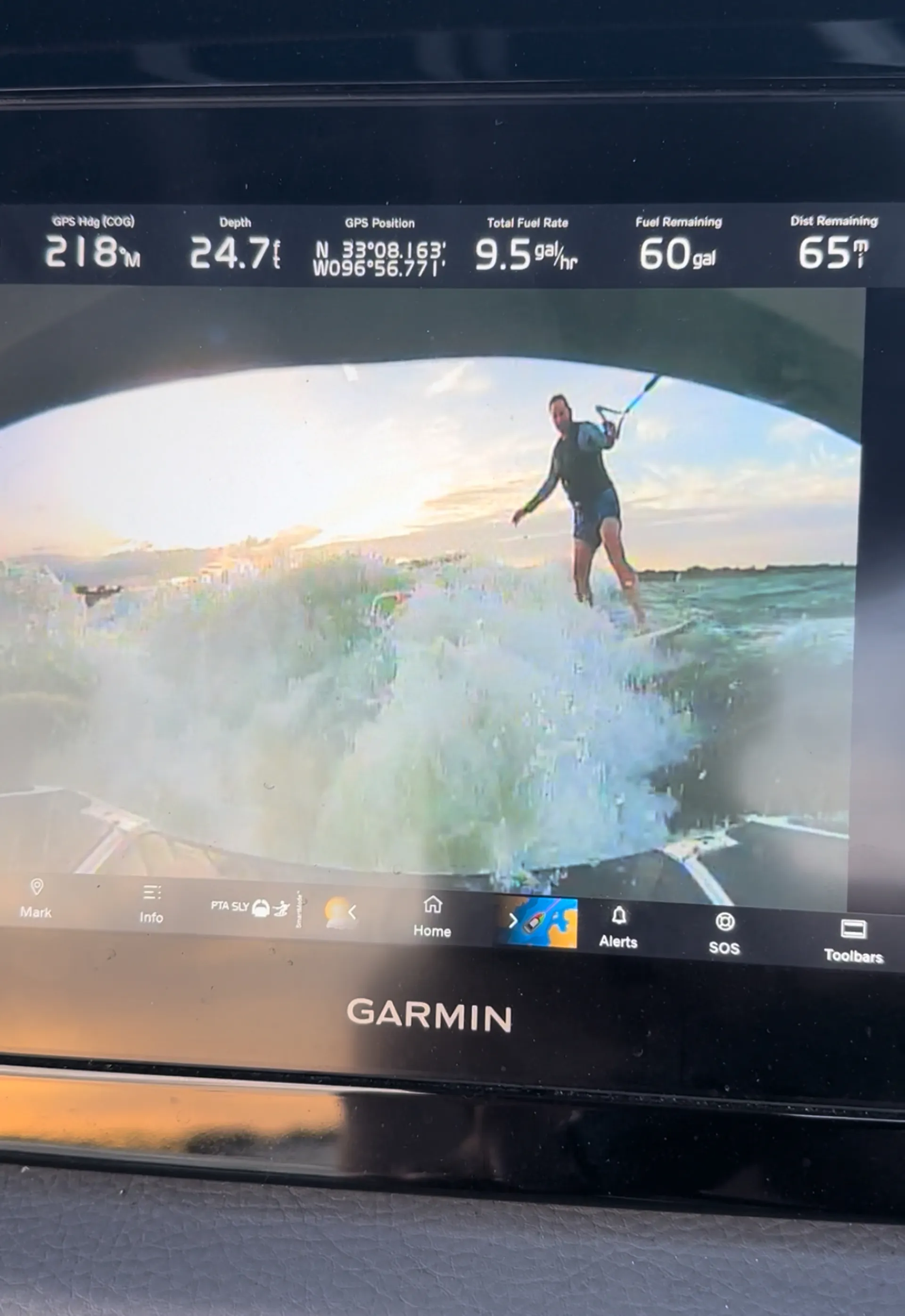 26’ 2023 Cobalt R6 Surf Boat ALL THRILL