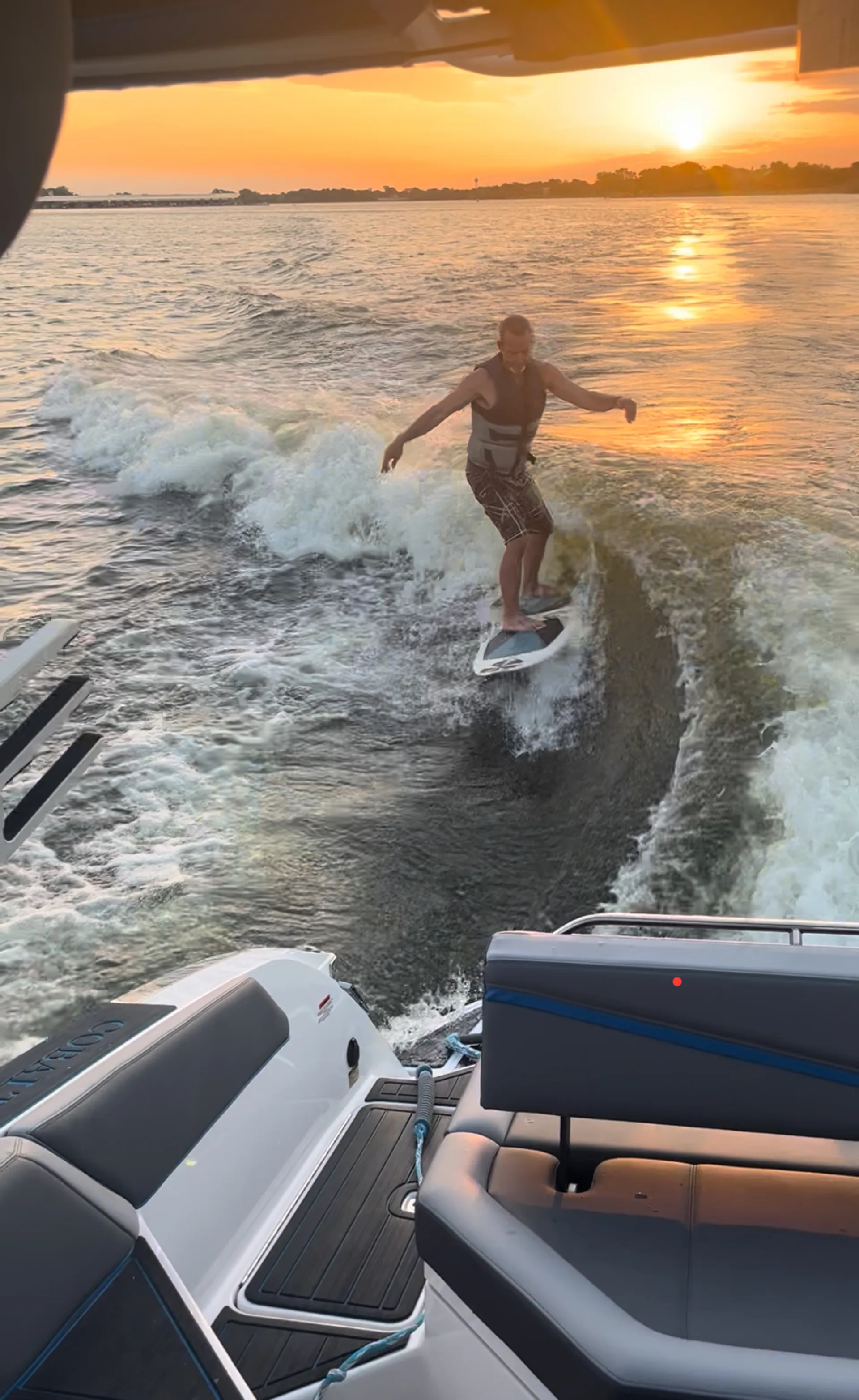 26’ 2023 Cobalt R6 Surf Boat ALL THRILL