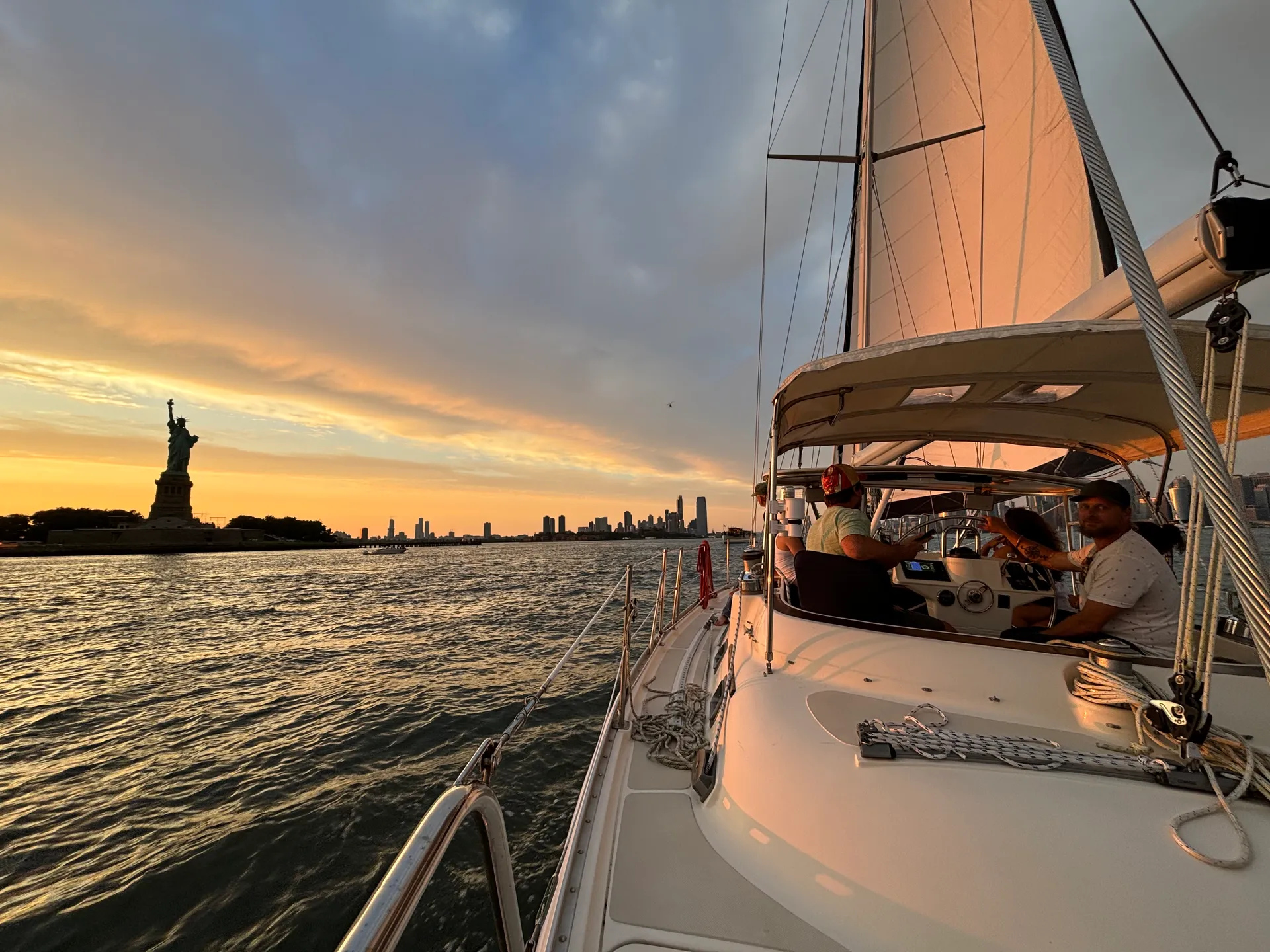 Caliber 1 Boats 47 LRC in Jersey City, NJ — photo 2
